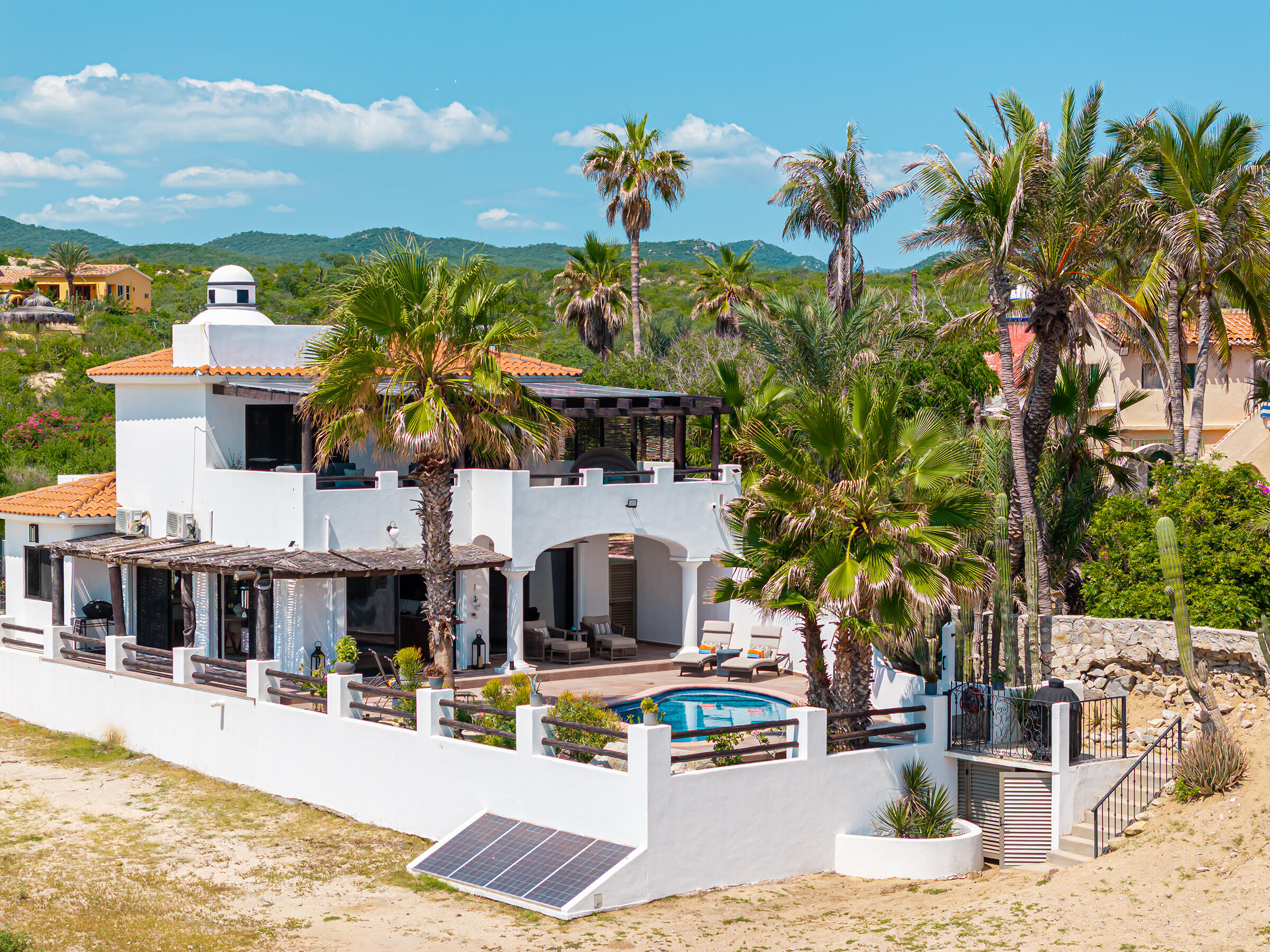 Camino Costero, Casa Portofino