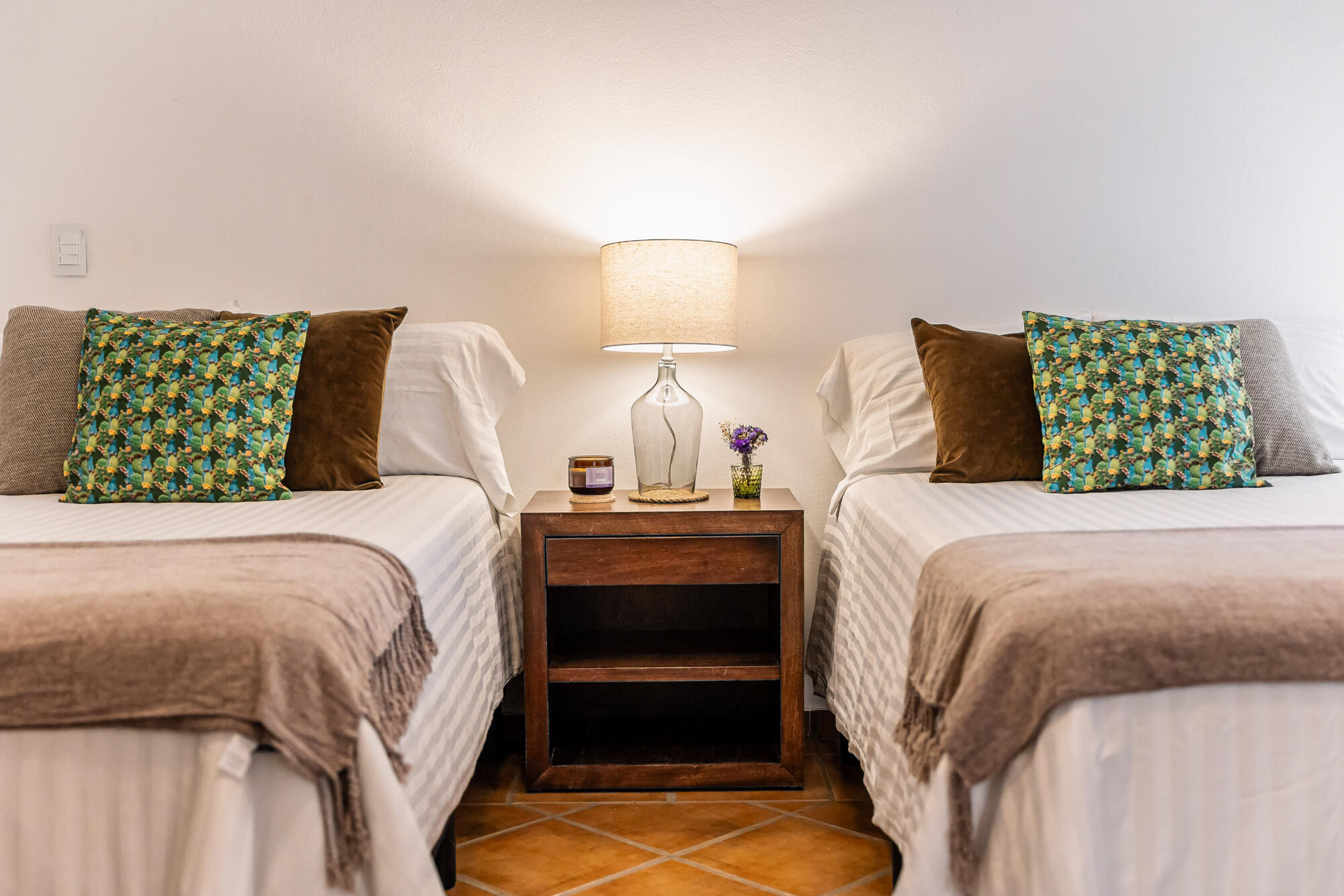 Camino a las Playitas, Hacienda Vista al Mar