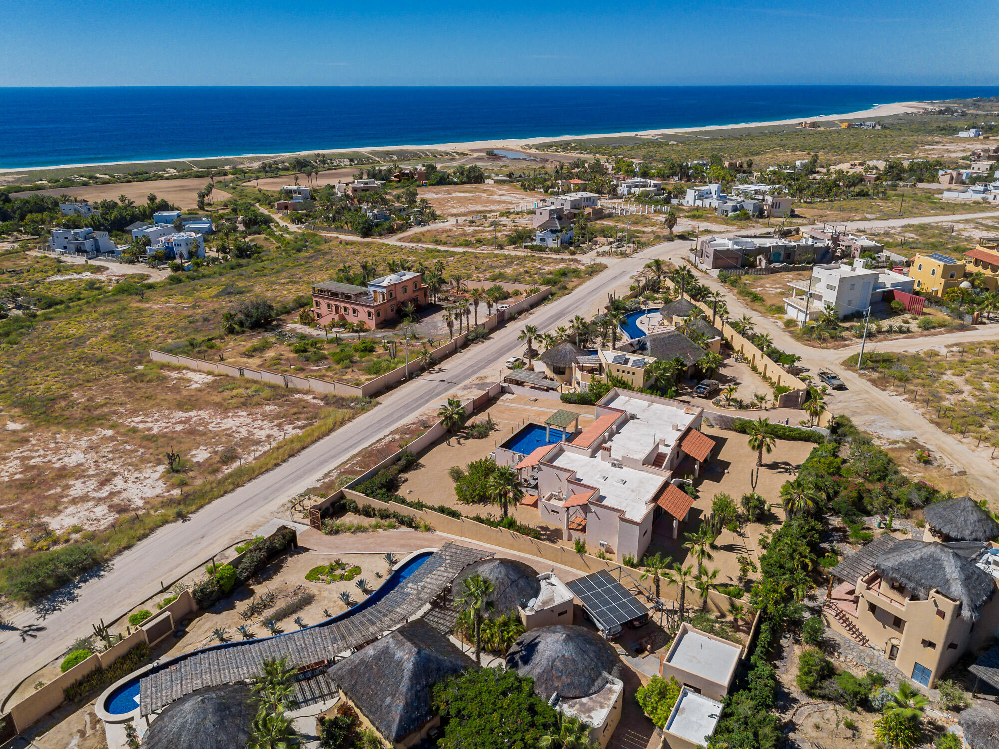 Camino a las Playitas, Hacienda Vista al Mar