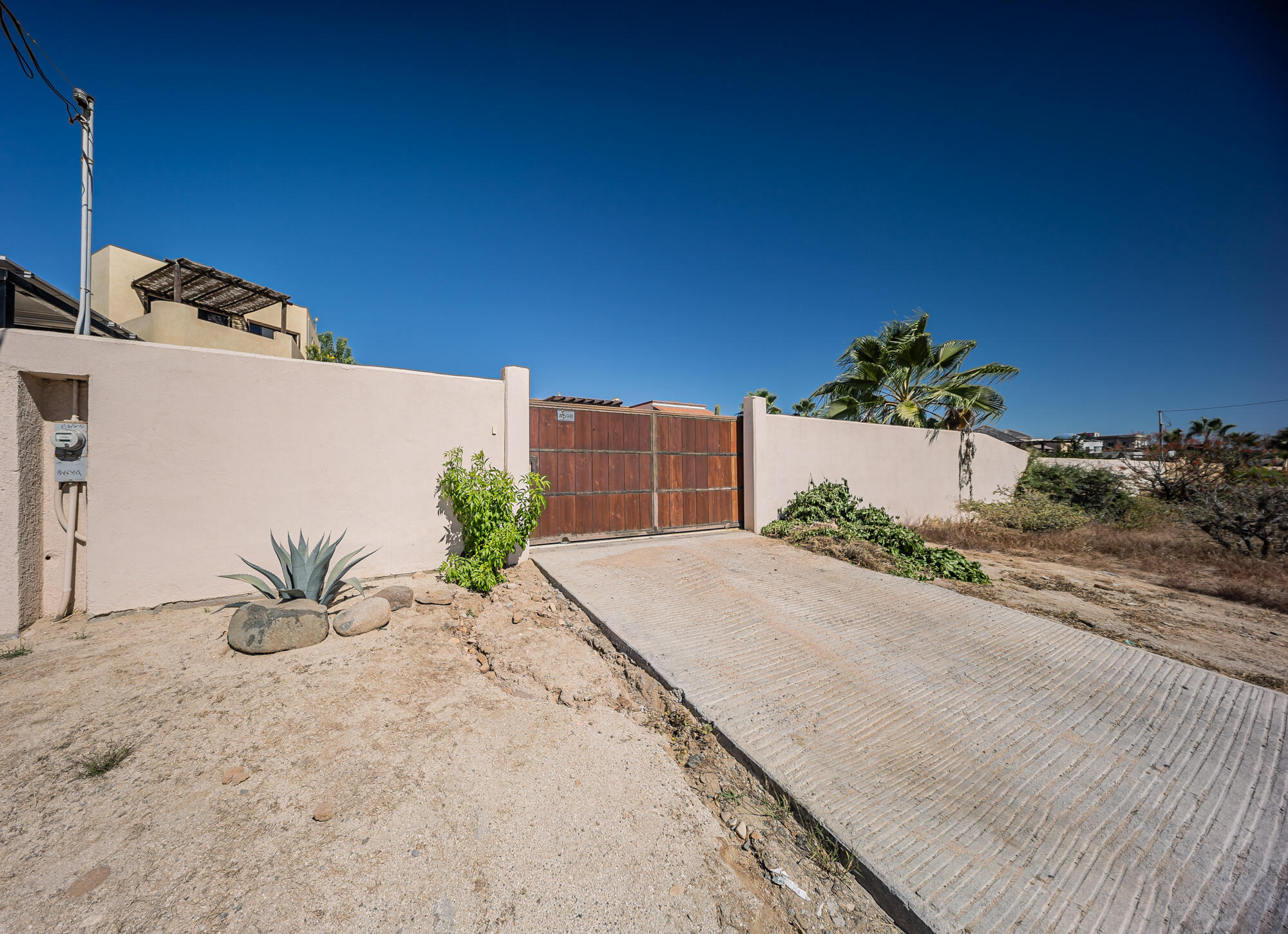 Camino a las Playitas, Hacienda Vista al Mar