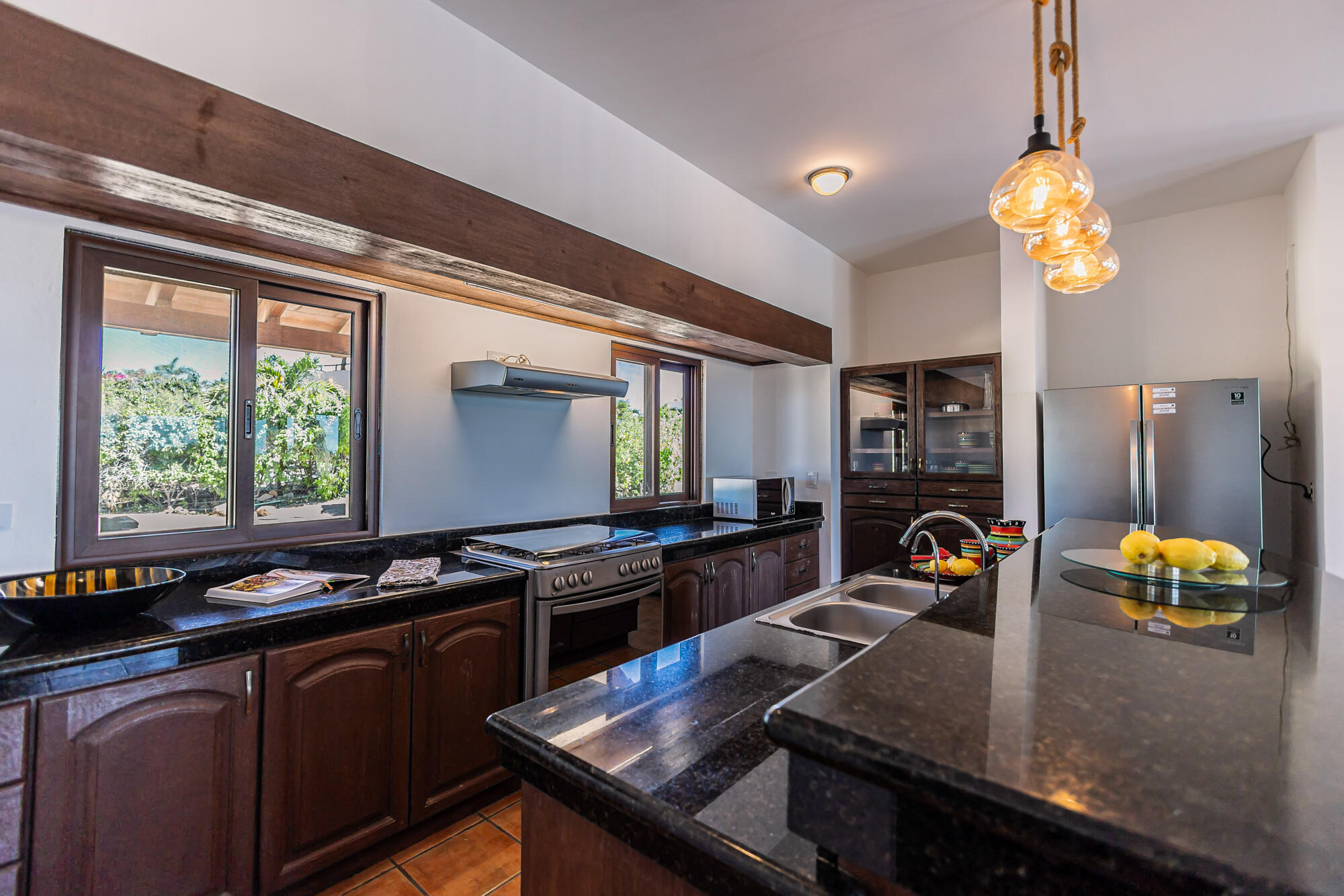 Camino a las Playitas, Hacienda Vista al Mar