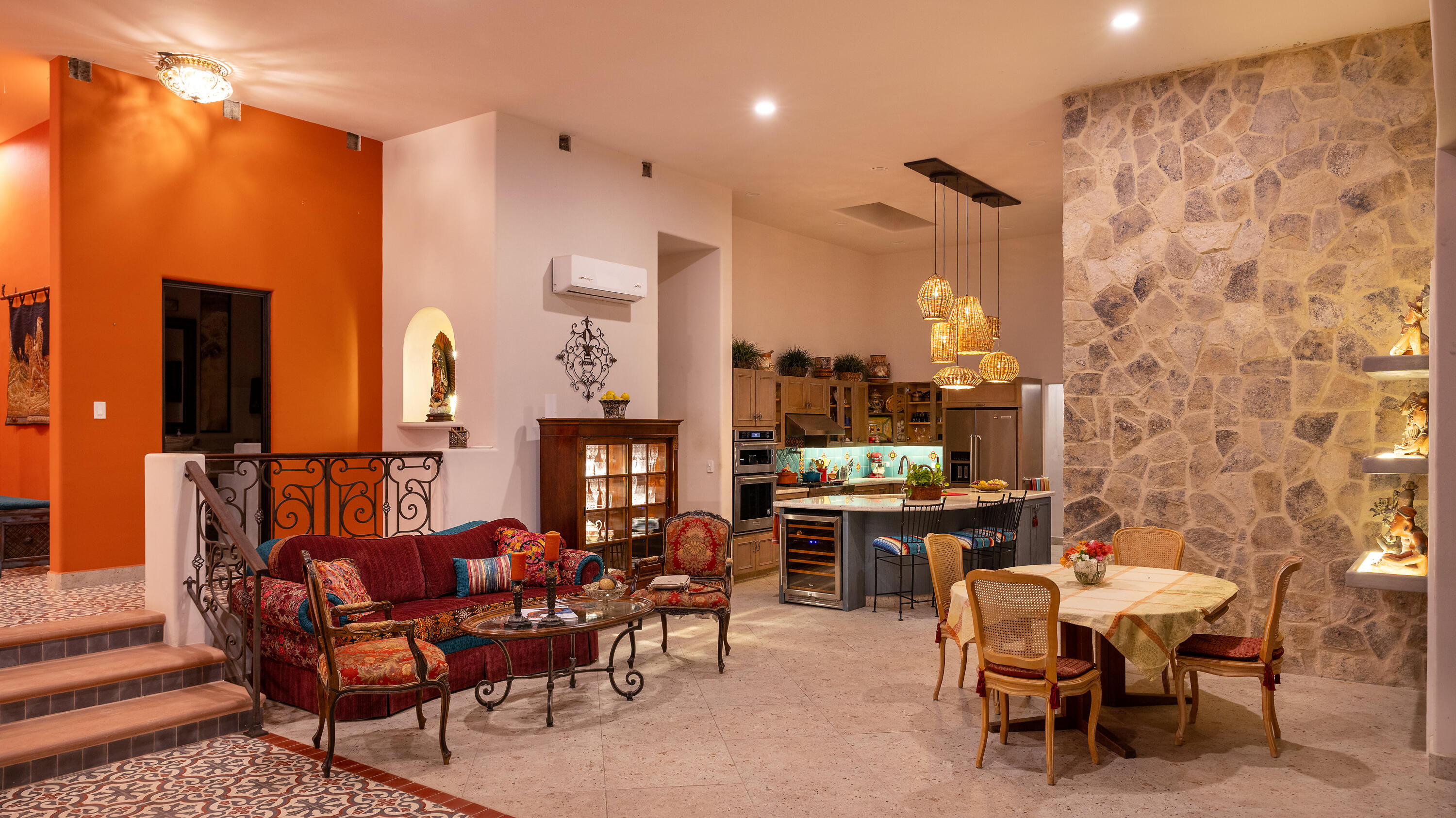 Casa Bohemia, Todos Santos