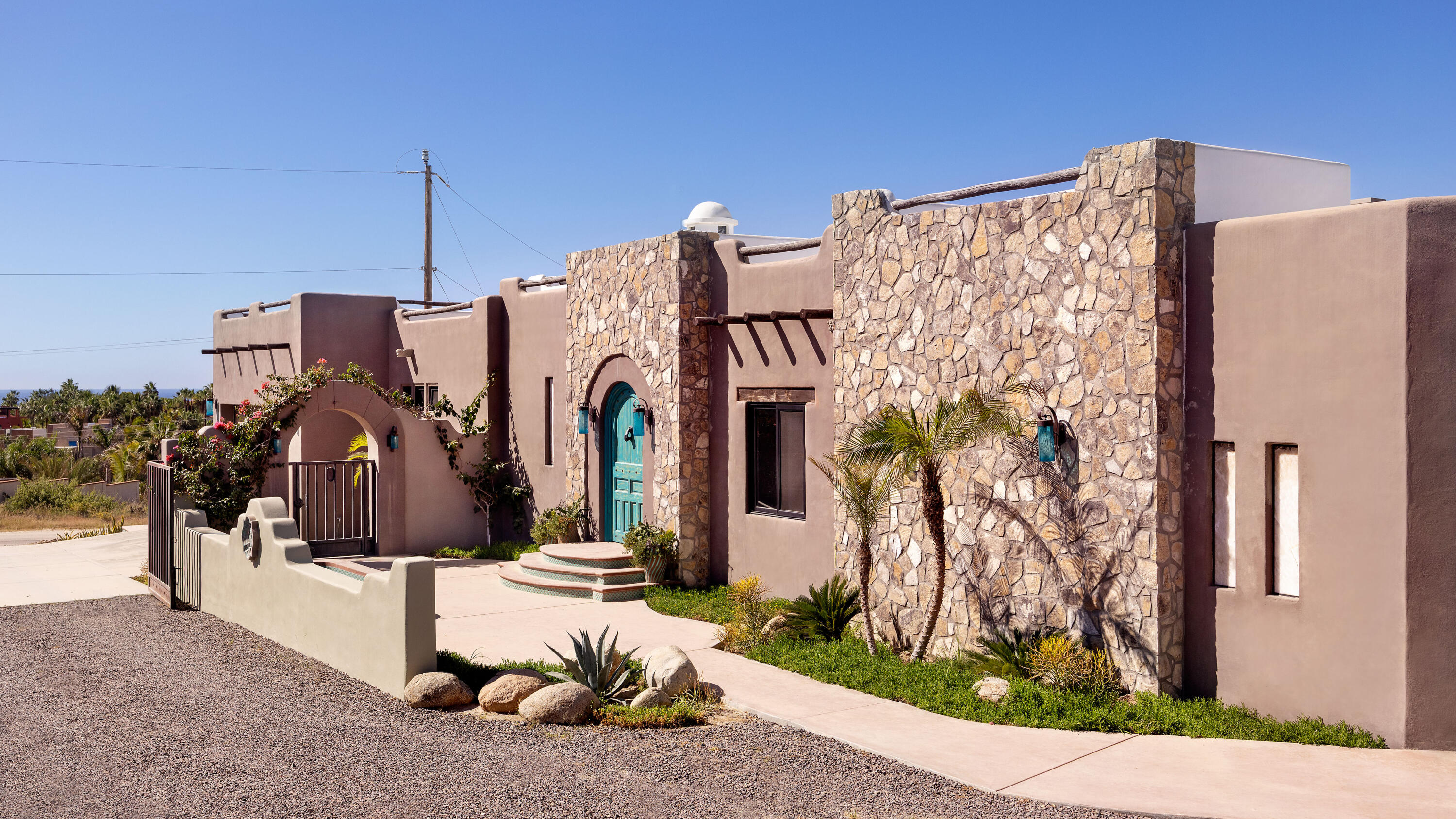 Casa Bohemia, Todos Santos