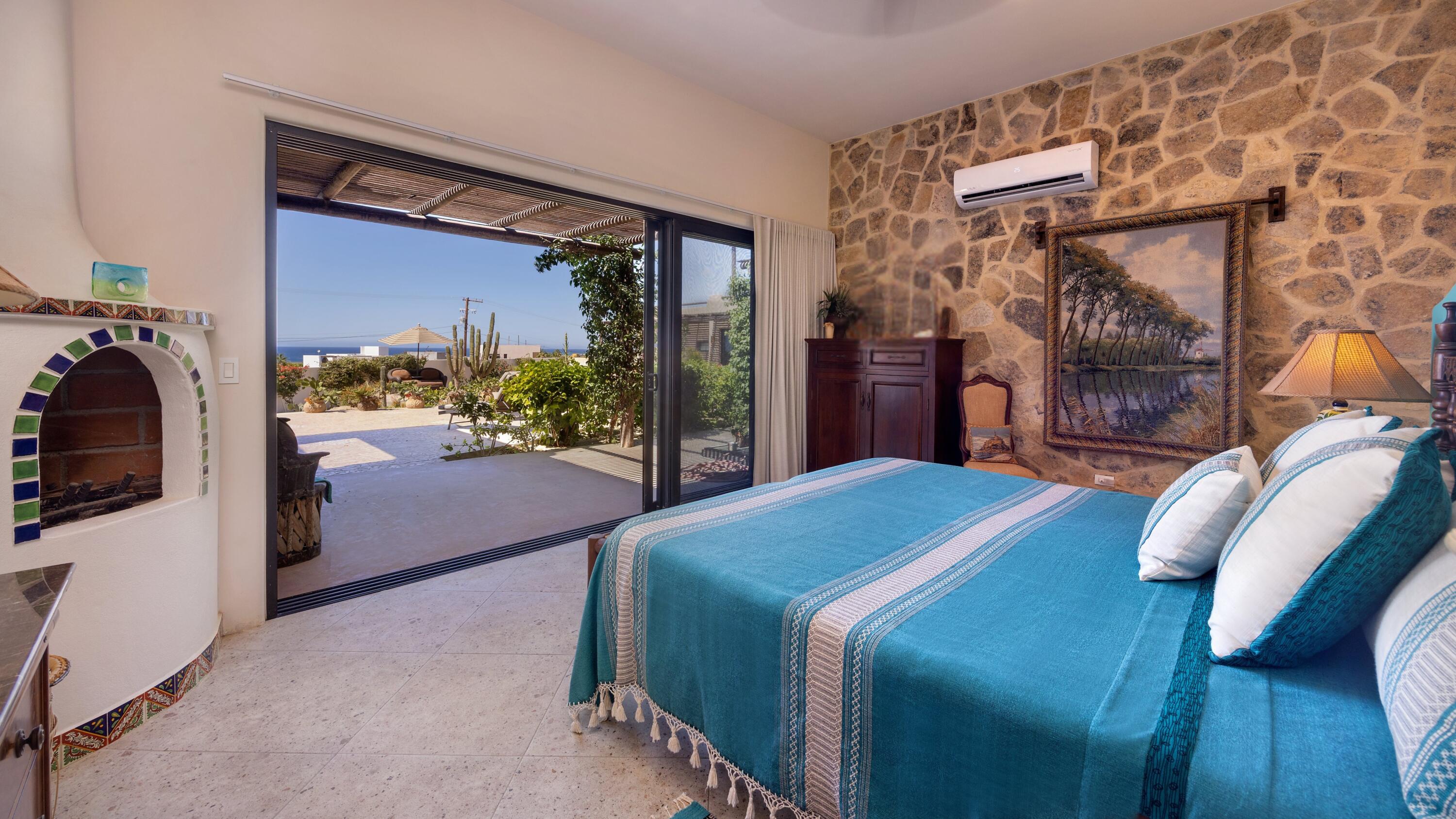 Casa Bohemia, Todos Santos
