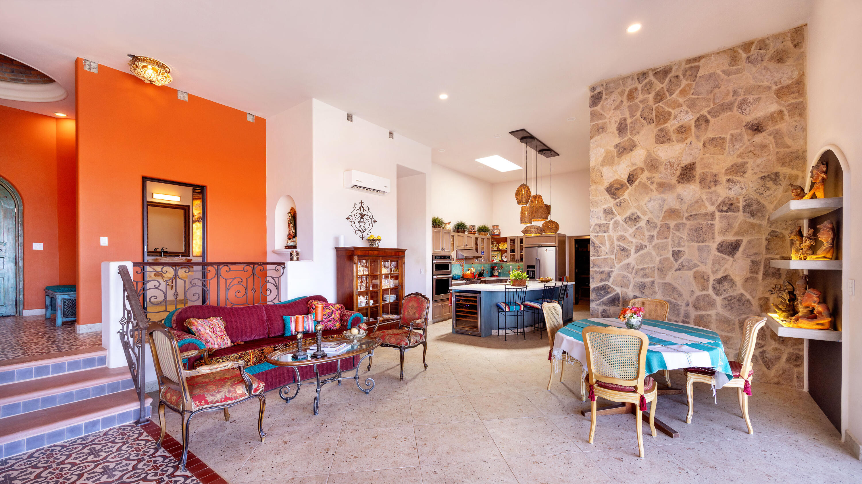 Casa Bohemia, Todos Santos