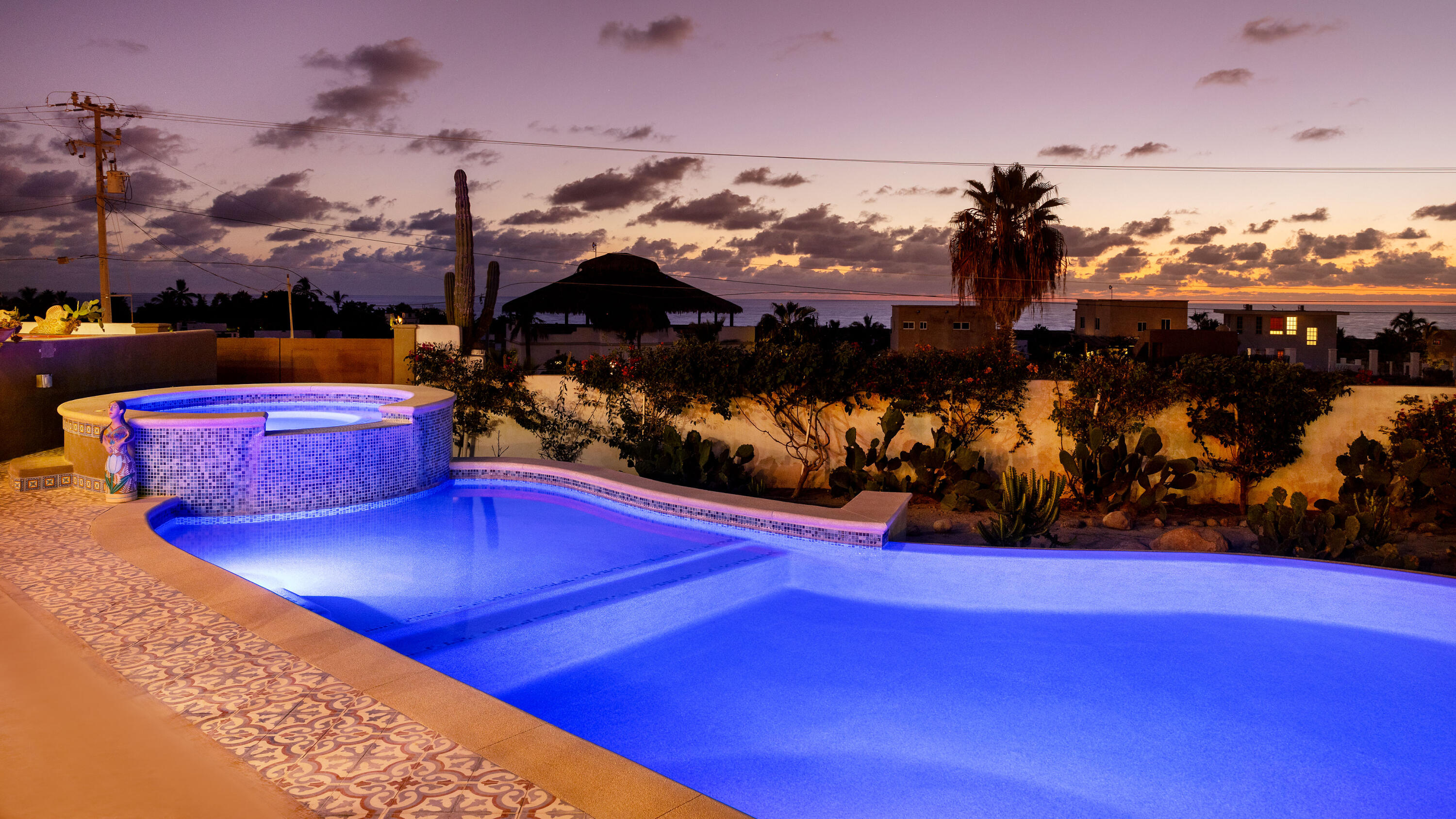 Casa Bohemia, Todos Santos