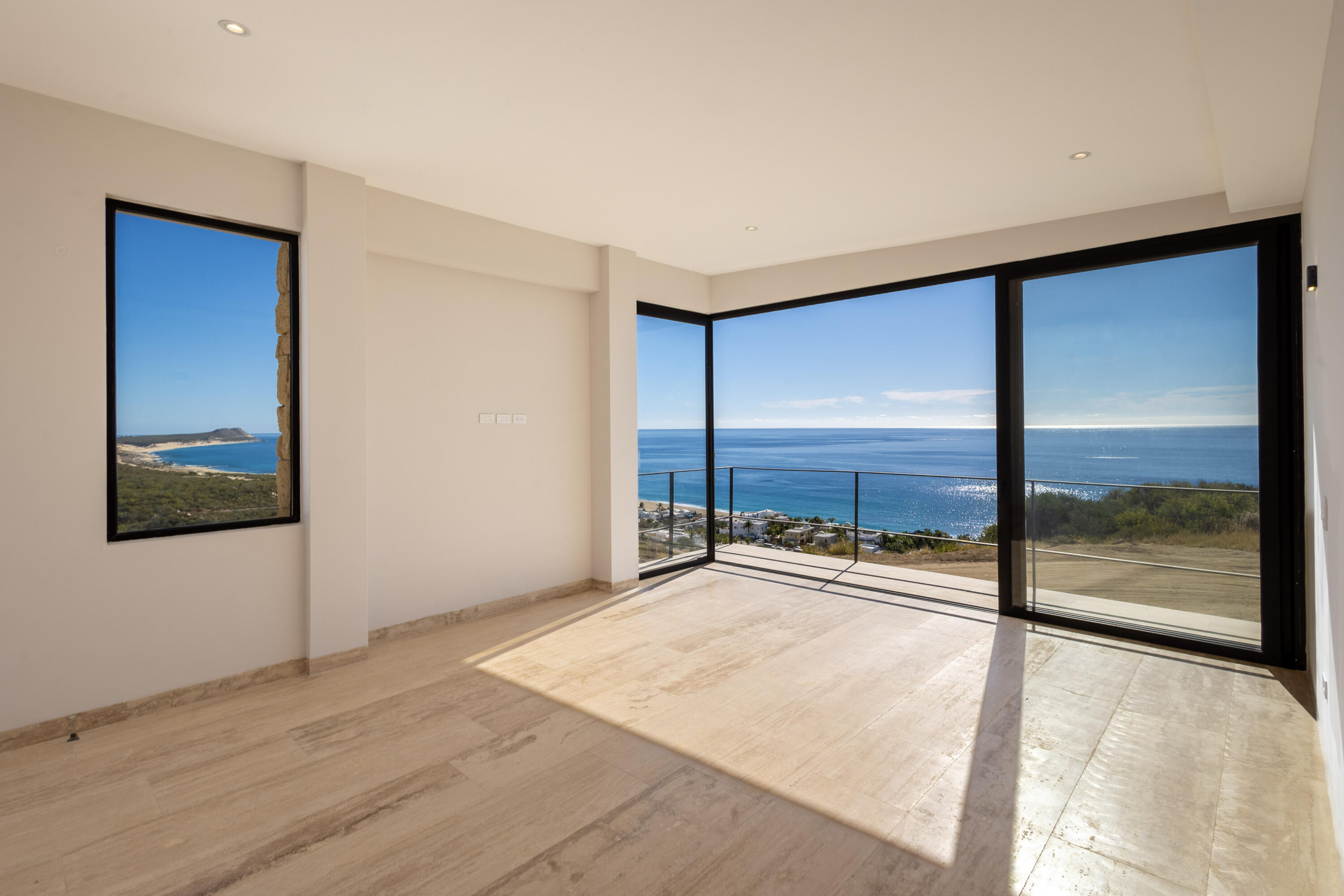 Lot 80 - Laguna Hills, Casa Piedra Sol