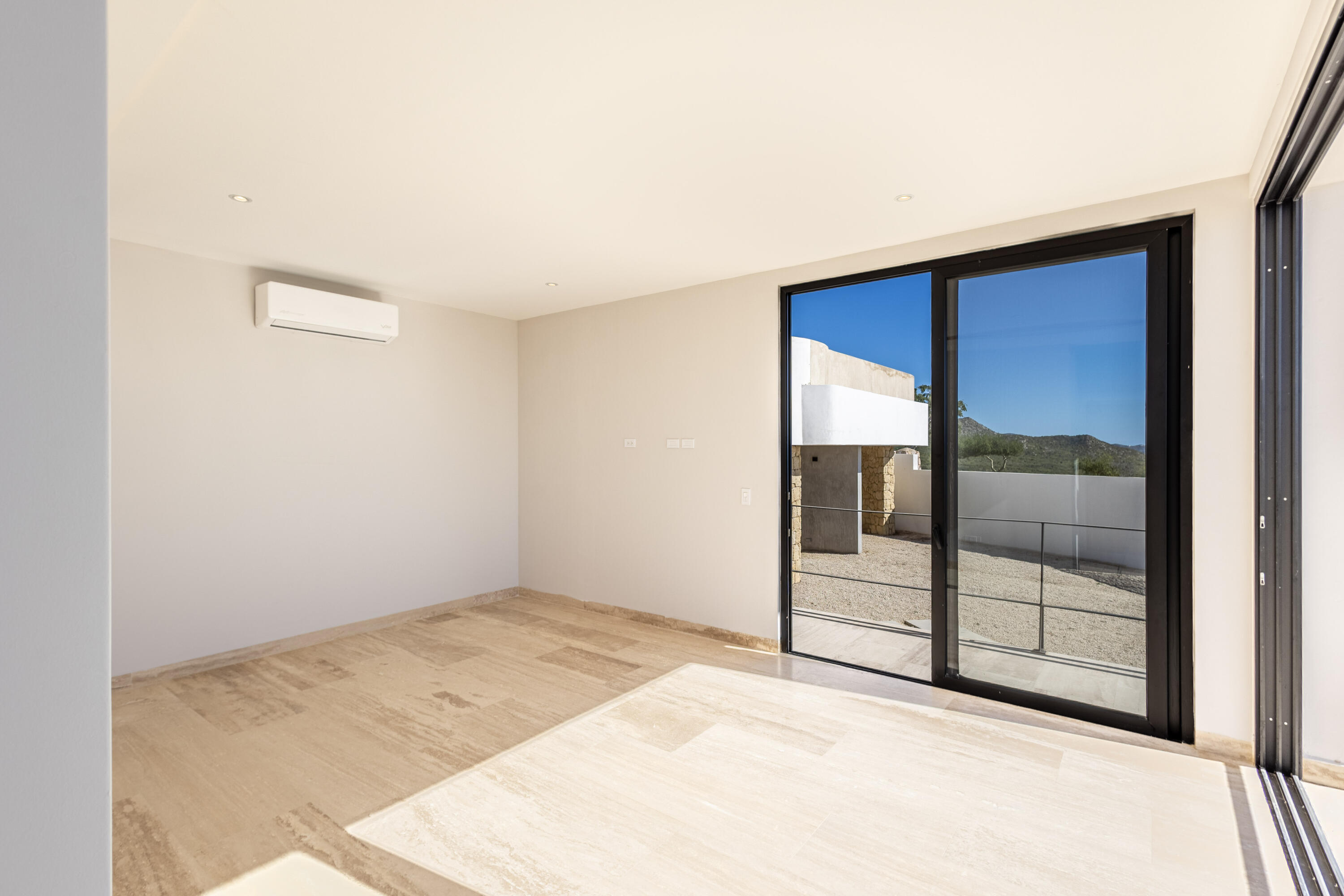 Lot 80 - Laguna Hills, Casa Piedra Sol