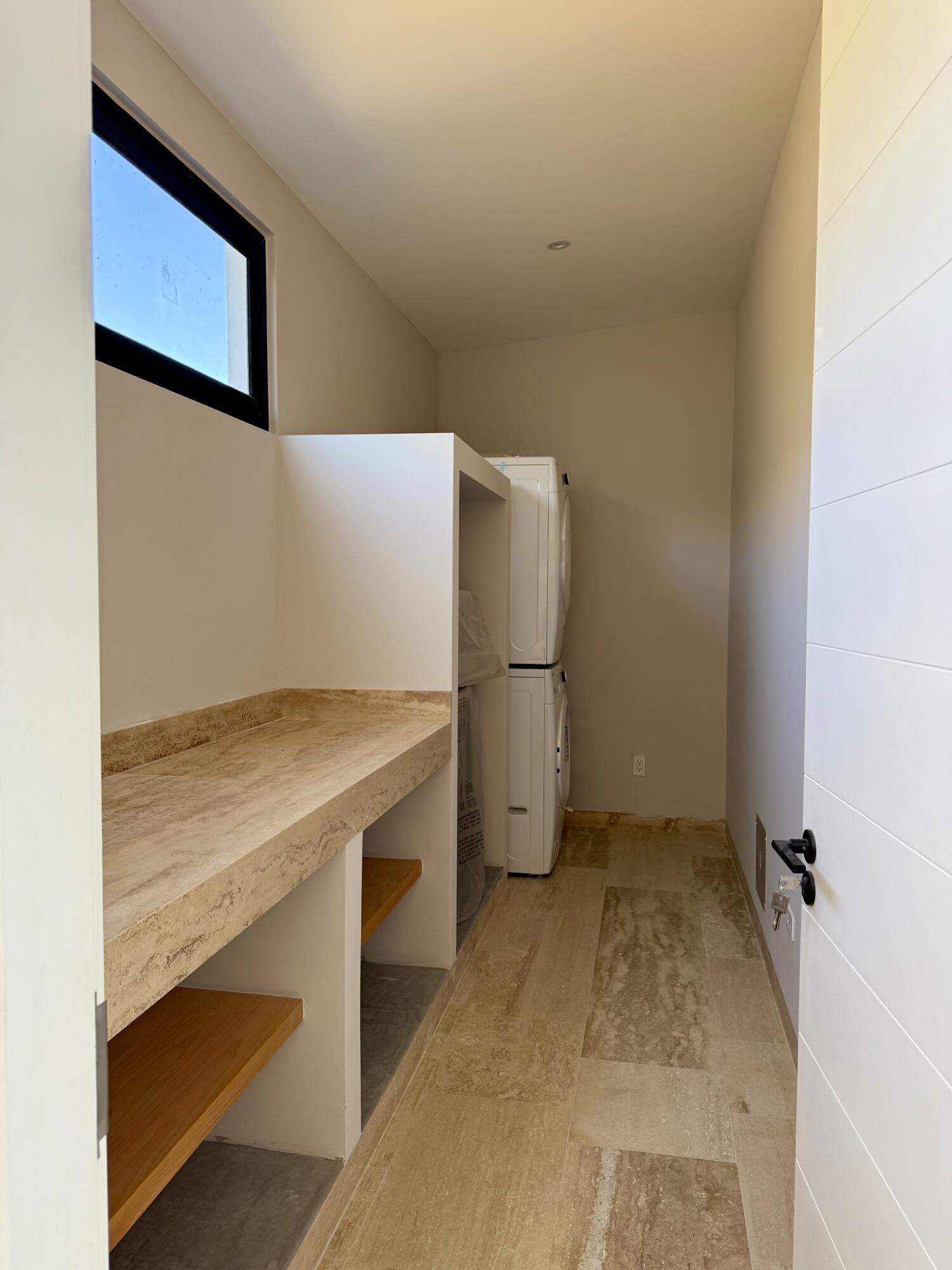 Lot 80 - Laguna Hills, Casa Piedra Sol