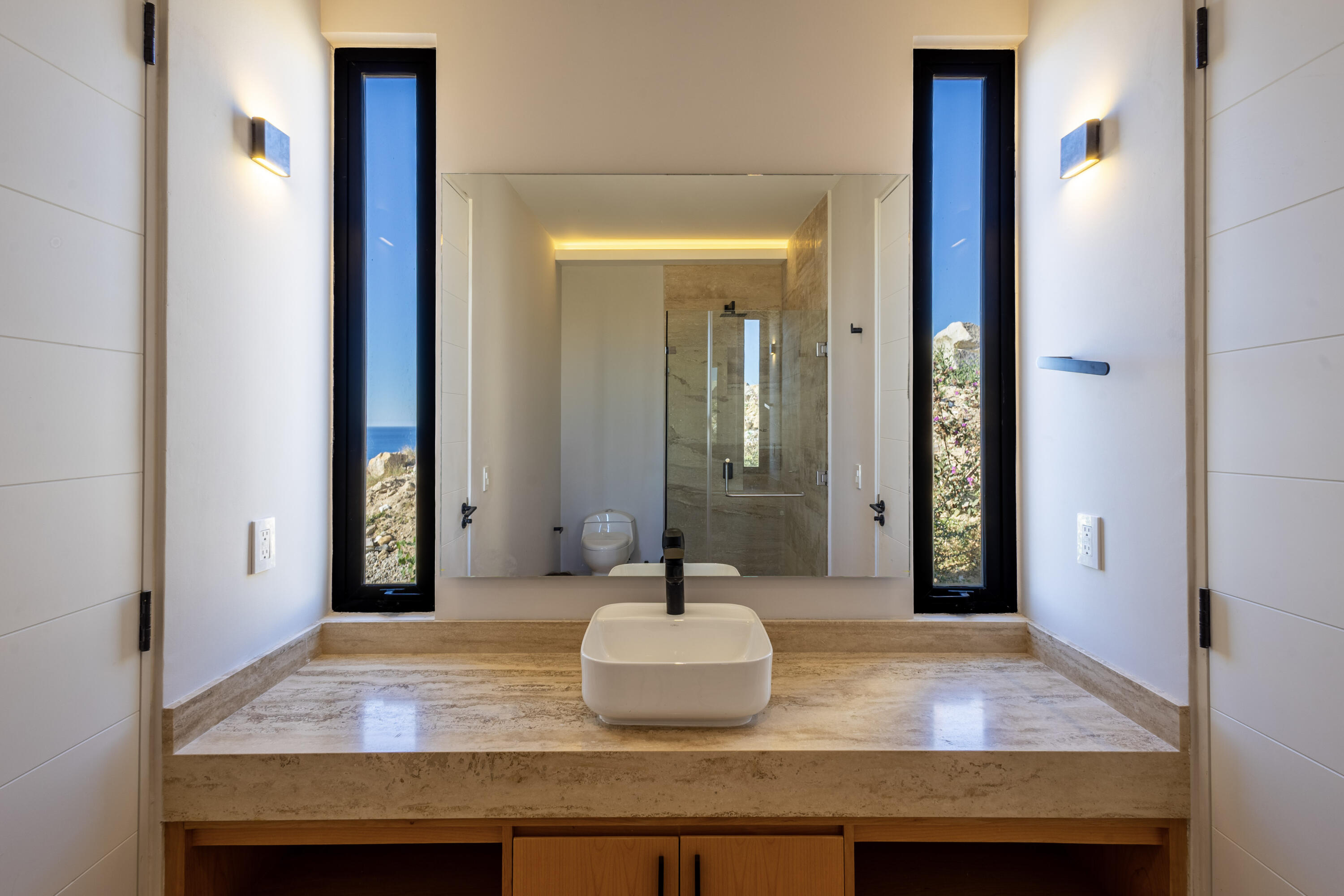 Lot 80 - Laguna Hills, Casa Piedra Sol