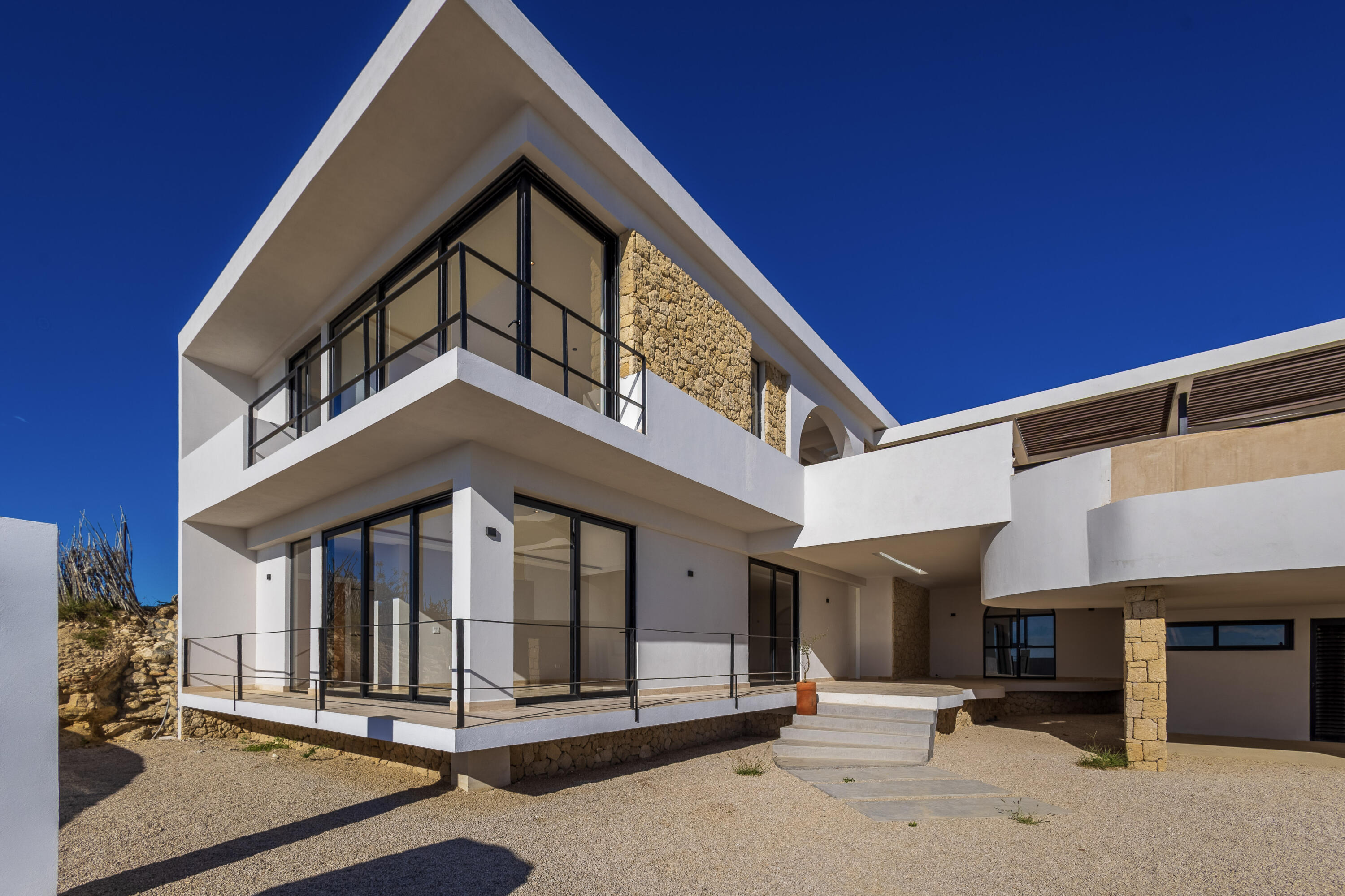 Lot 80 - Laguna Hills, Casa Piedra Sol