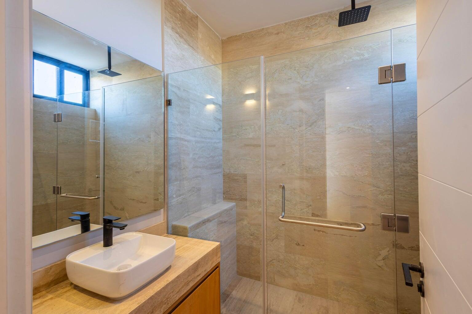 Lot 80 - Laguna Hills, Casa Piedra Sol