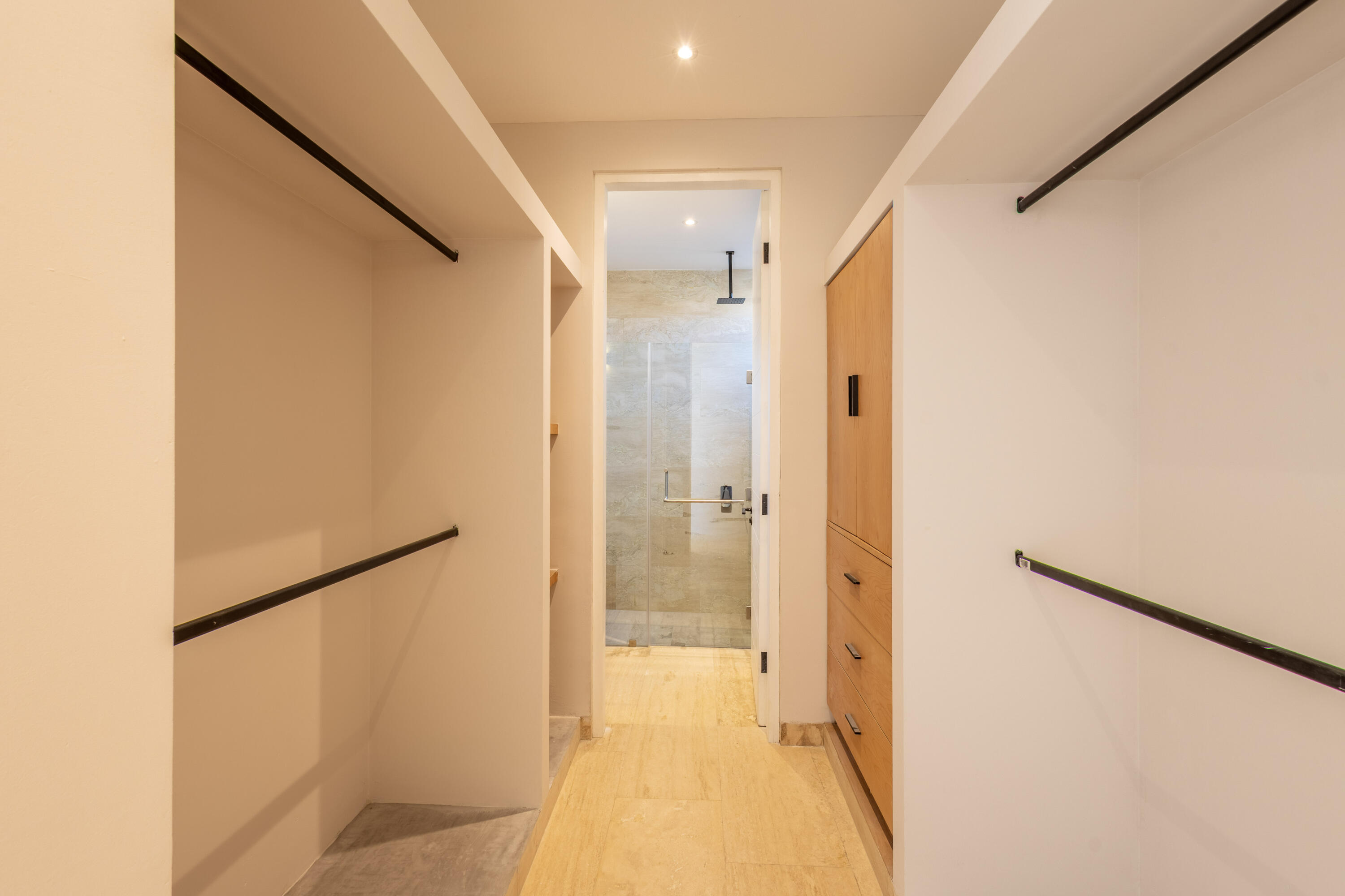 Lot 80 - Laguna Hills, Casa Piedra Sol