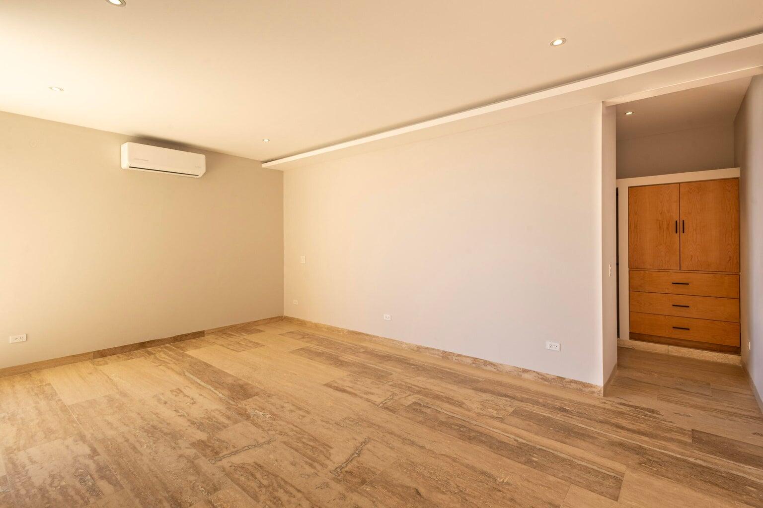 Lot 80 - Laguna Hills, Casa Piedra Sol