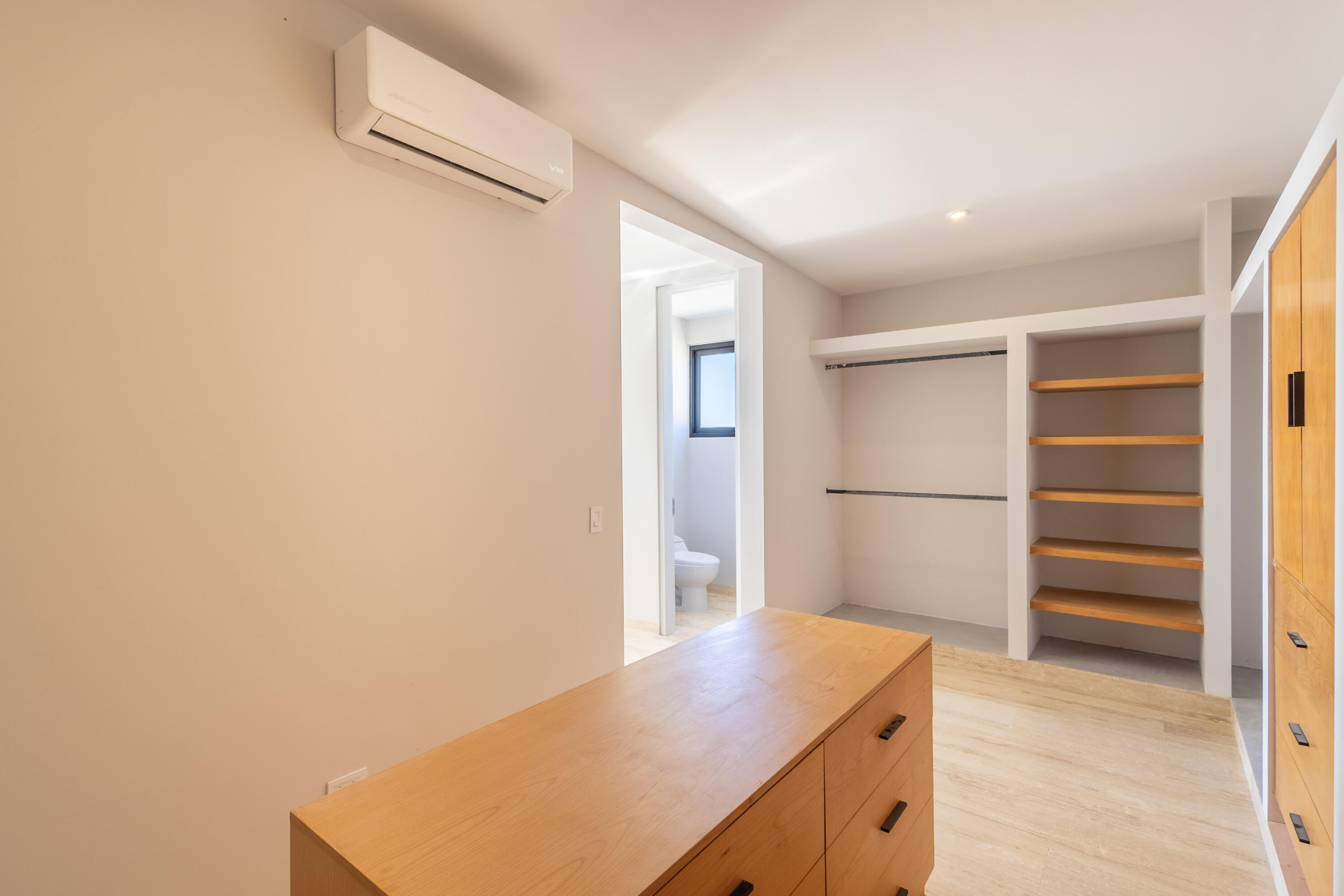 Lot 80 - Laguna Hills, Casa Piedra Sol