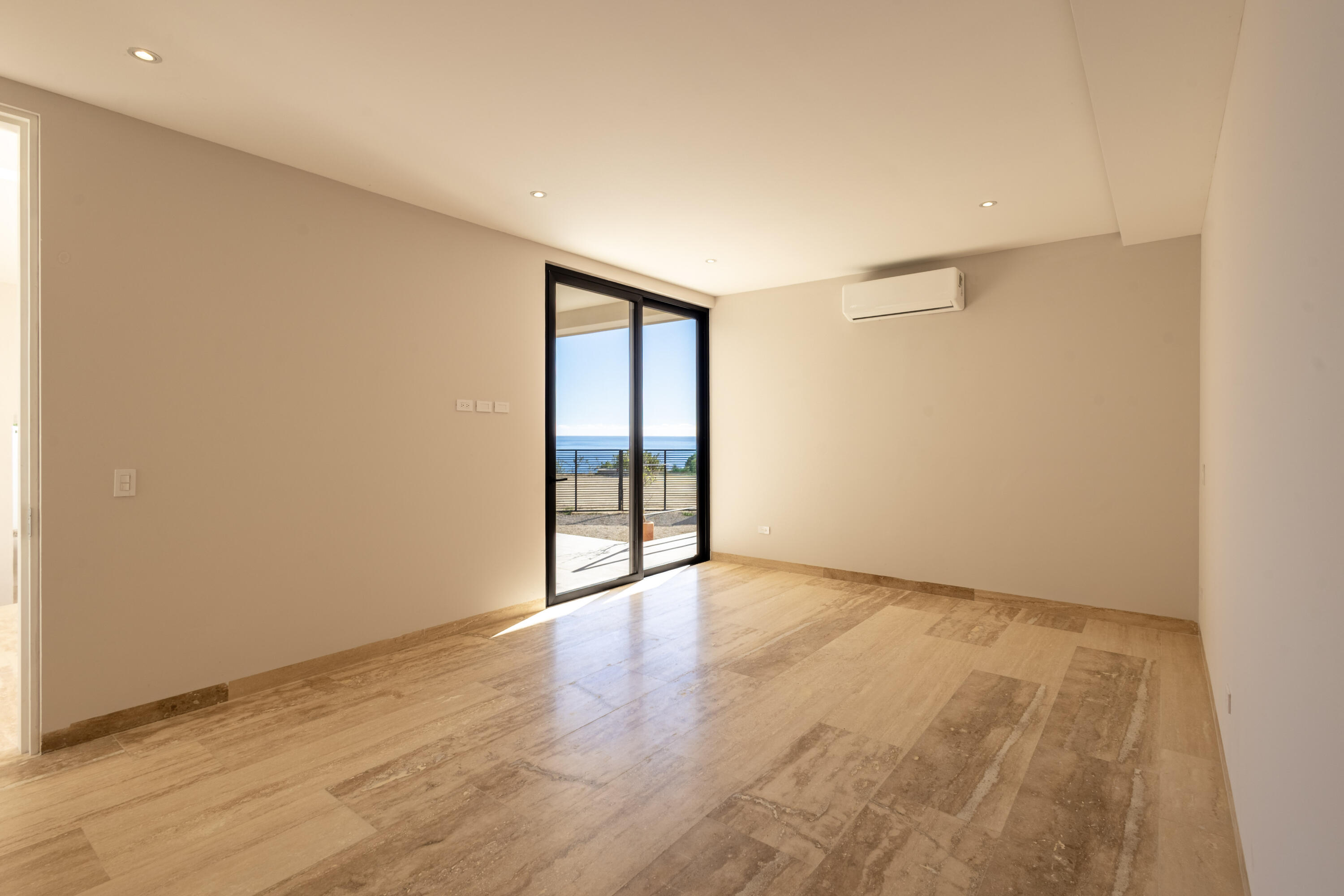 Lot 80 - Laguna Hills, Casa Piedra Sol