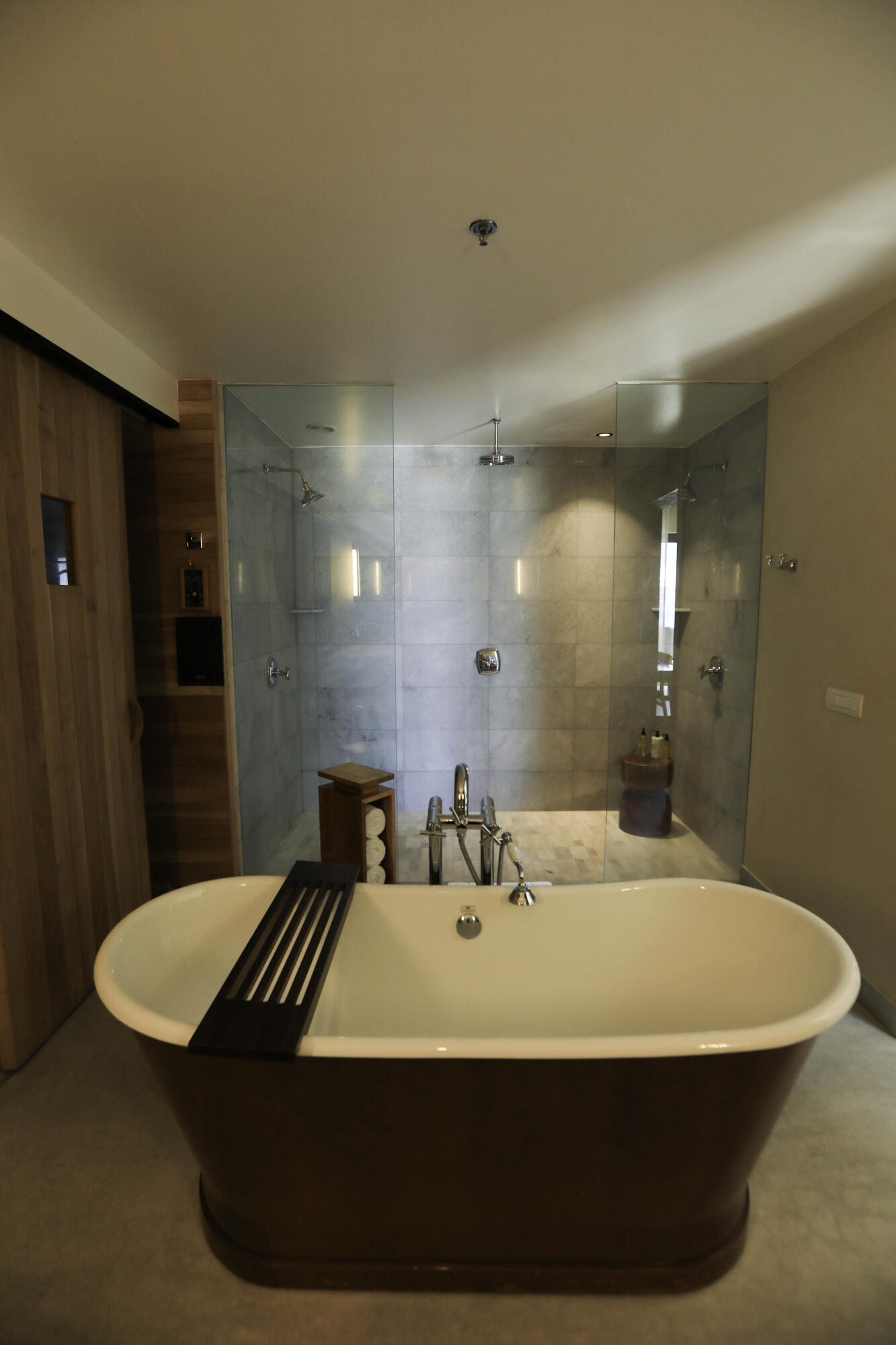 The Cape Residences, Surfer Residence