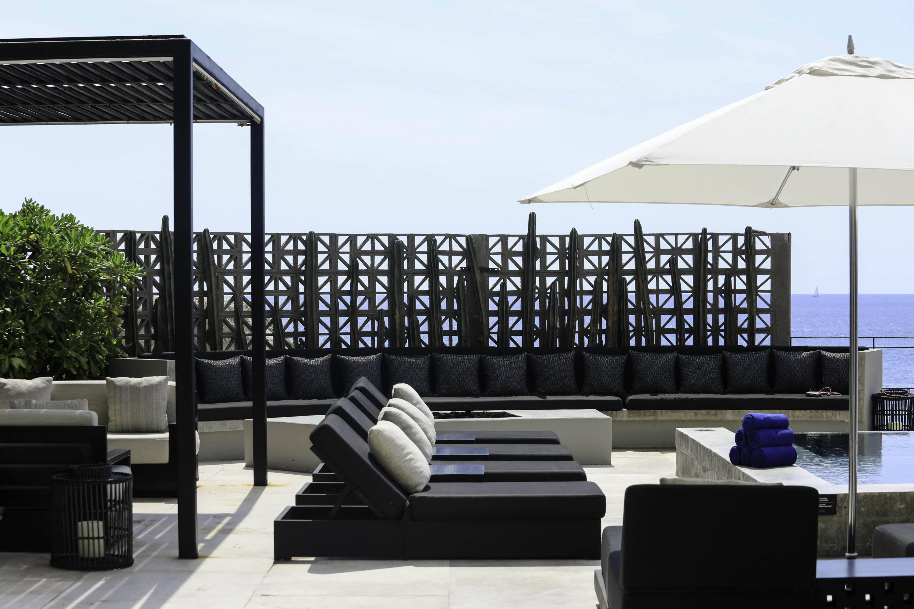 The Cape Residences, Surfer Residence