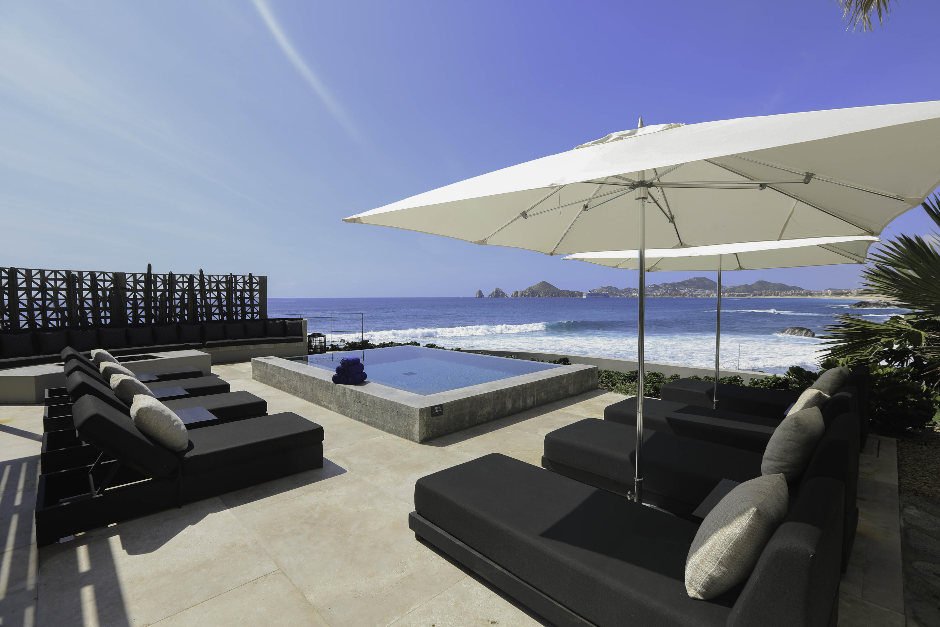 The Cape Residences, Surfer Residence