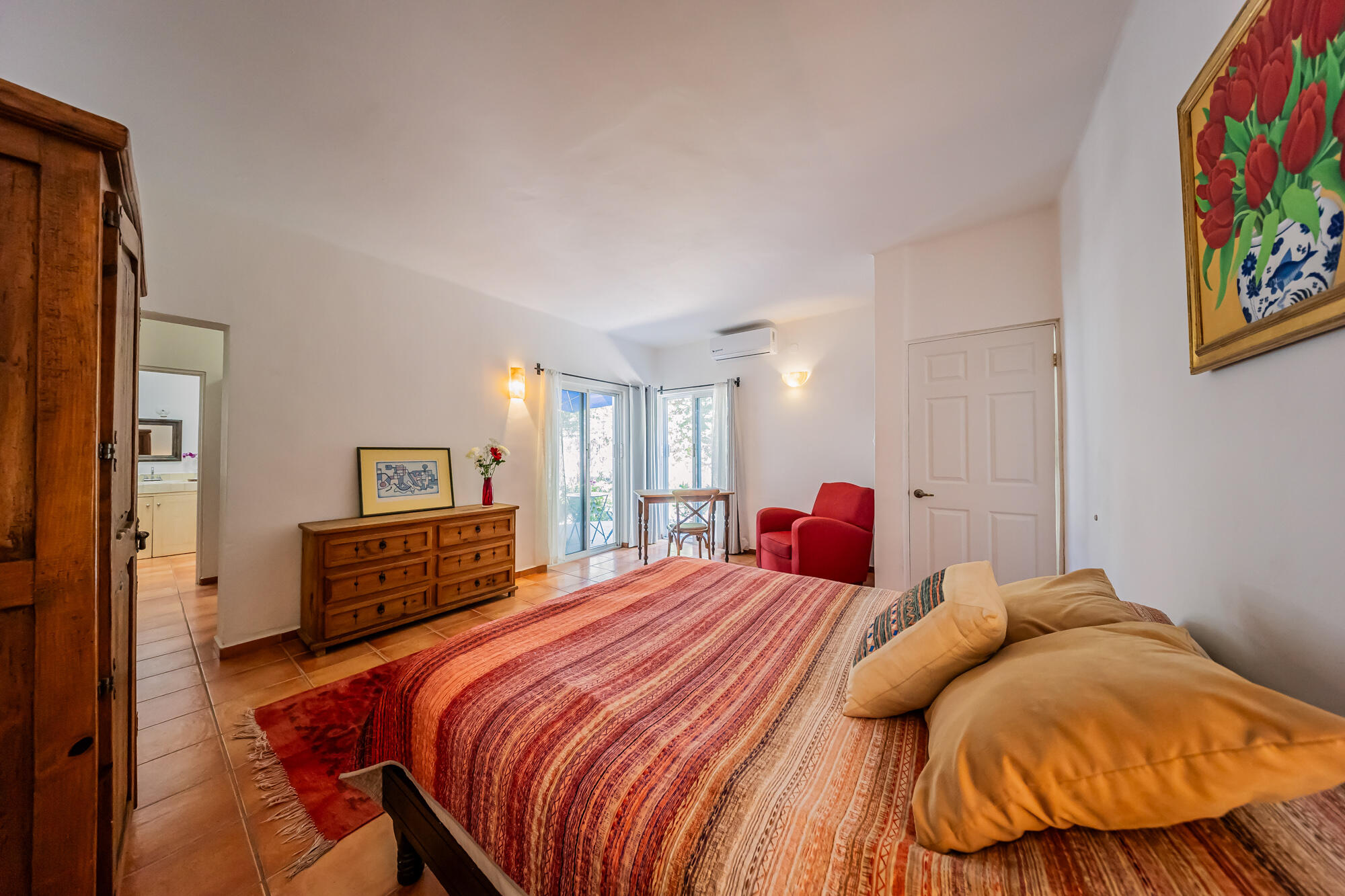 1010 Guillermo Prieto, Casa La Coruja