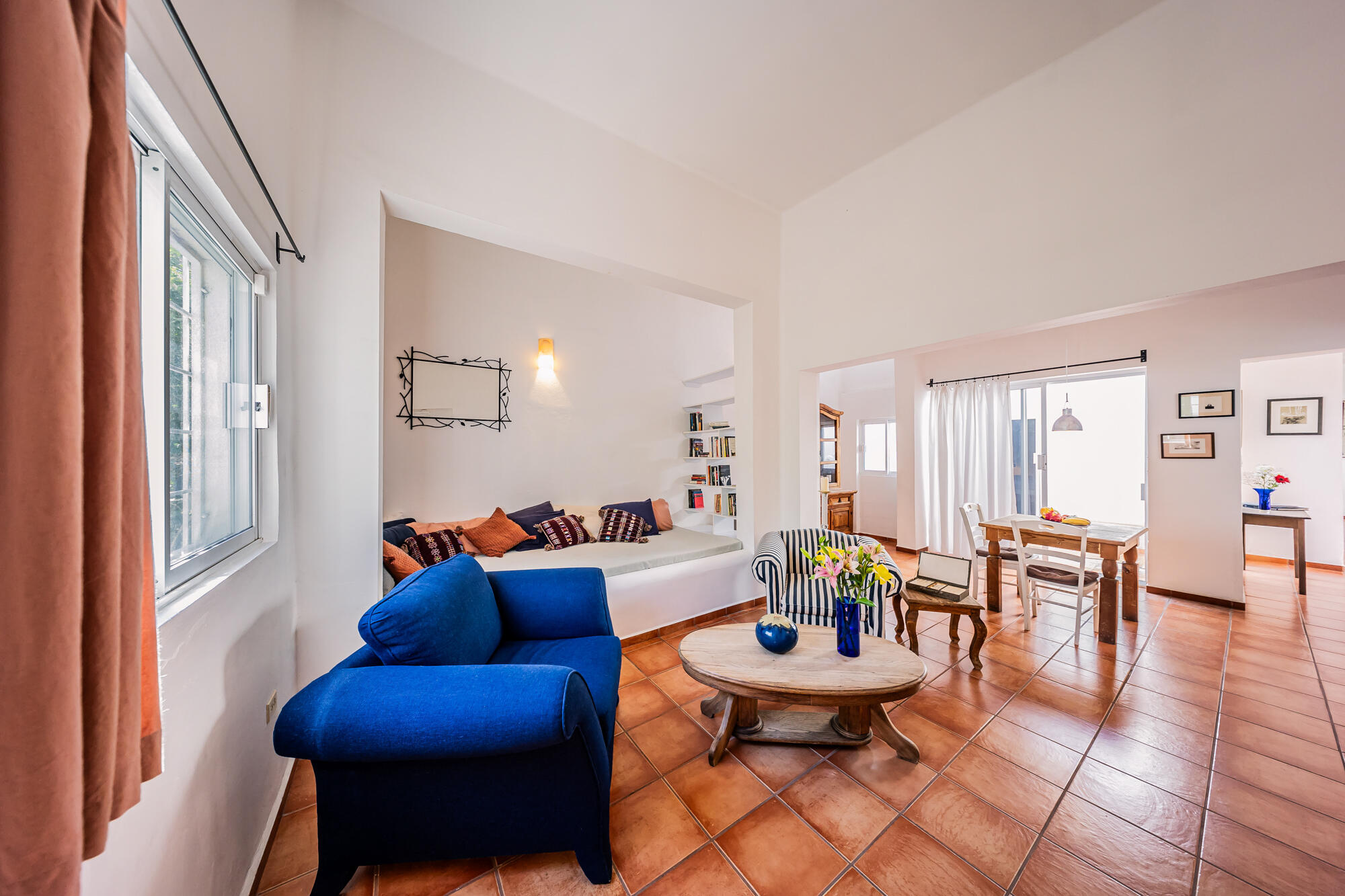 1010 Guillermo Prieto, Casa La Coruja