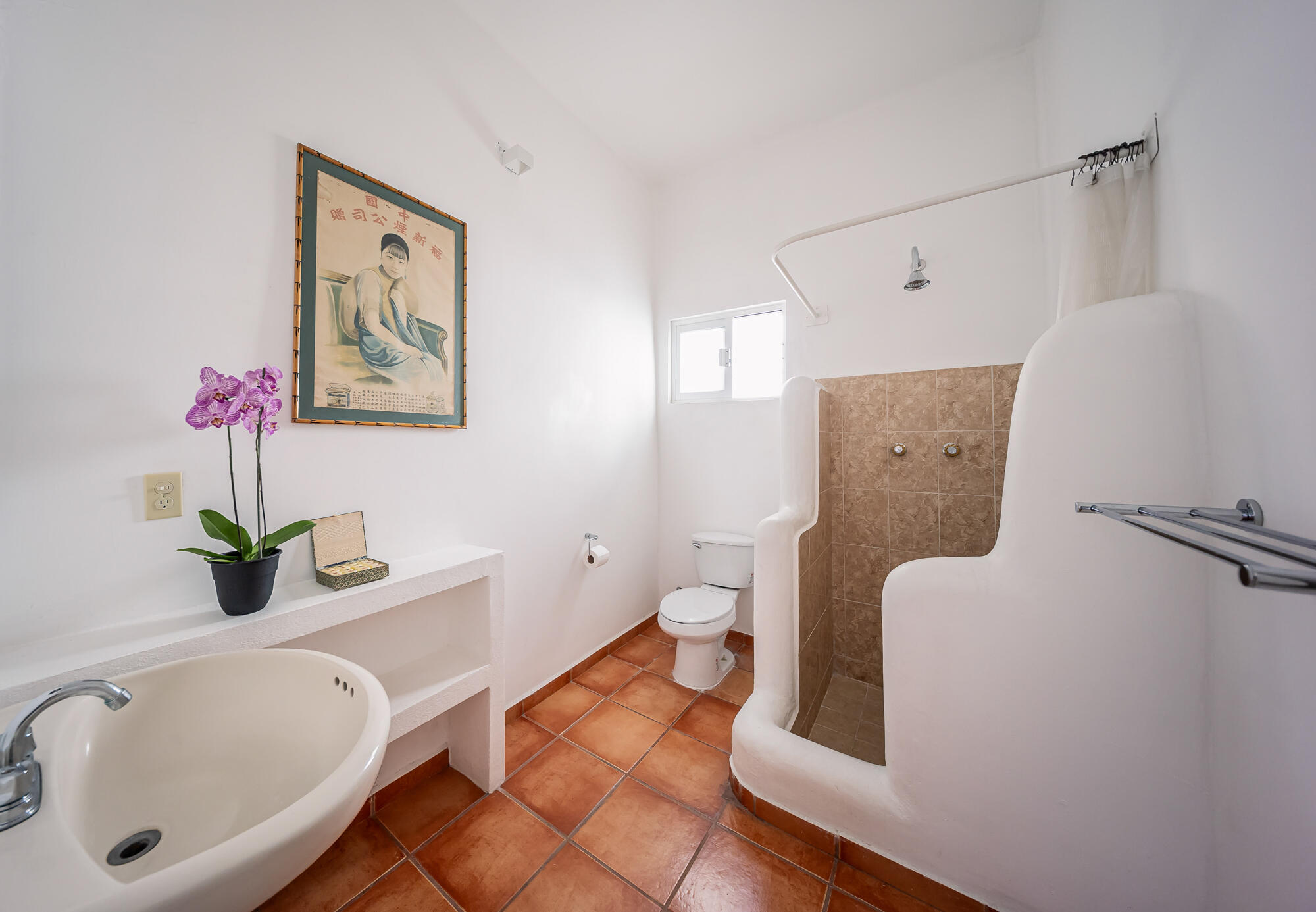 1010 Guillermo Prieto, Casa La Coruja