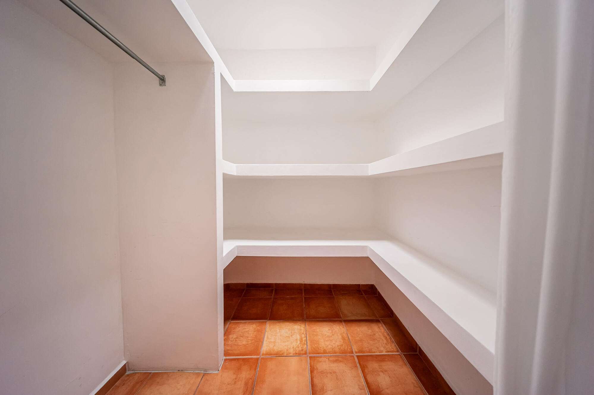 1010 Guillermo Prieto, Casa La Coruja