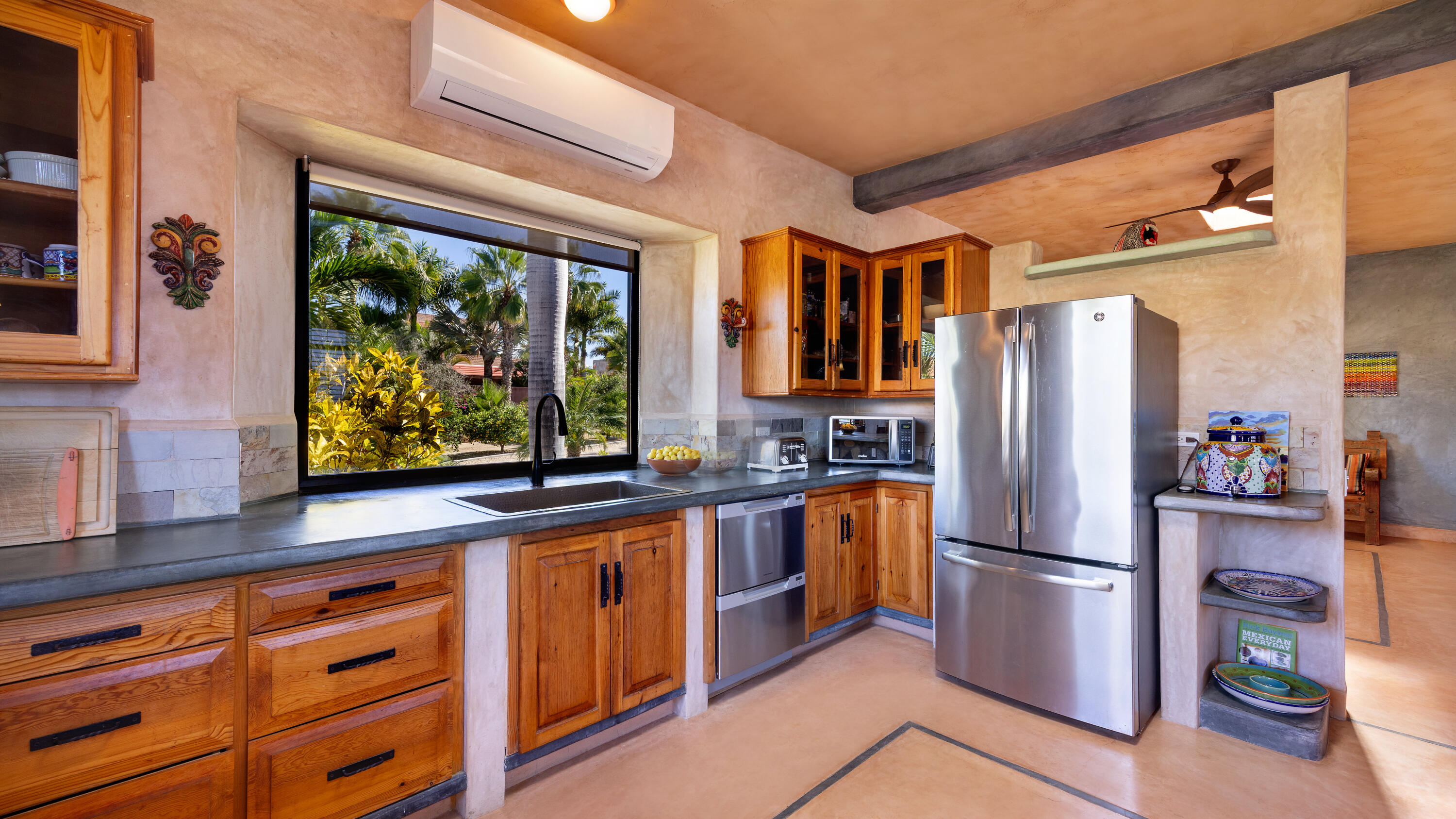 Los Jardines, Hacienda Los Olivos