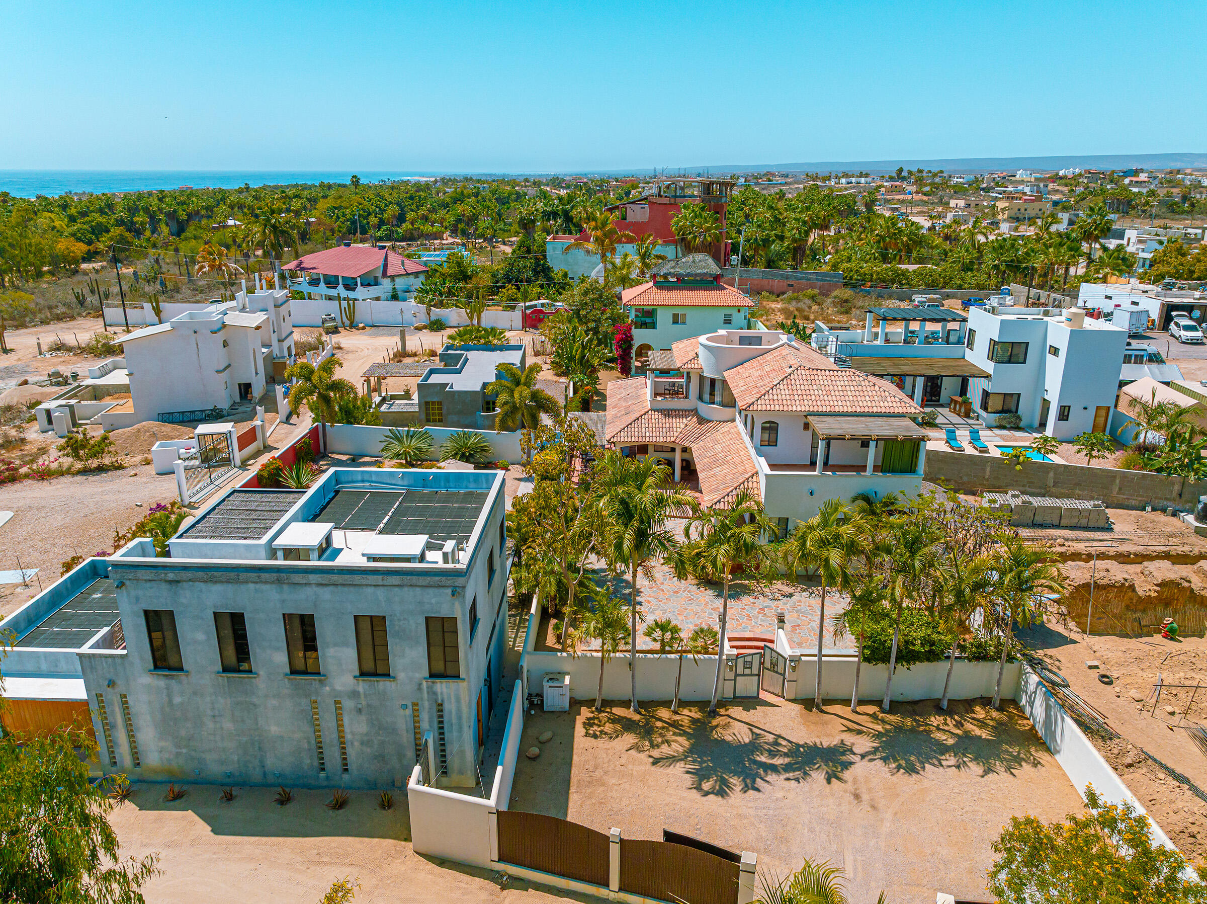 Casa Azul Todos Santos