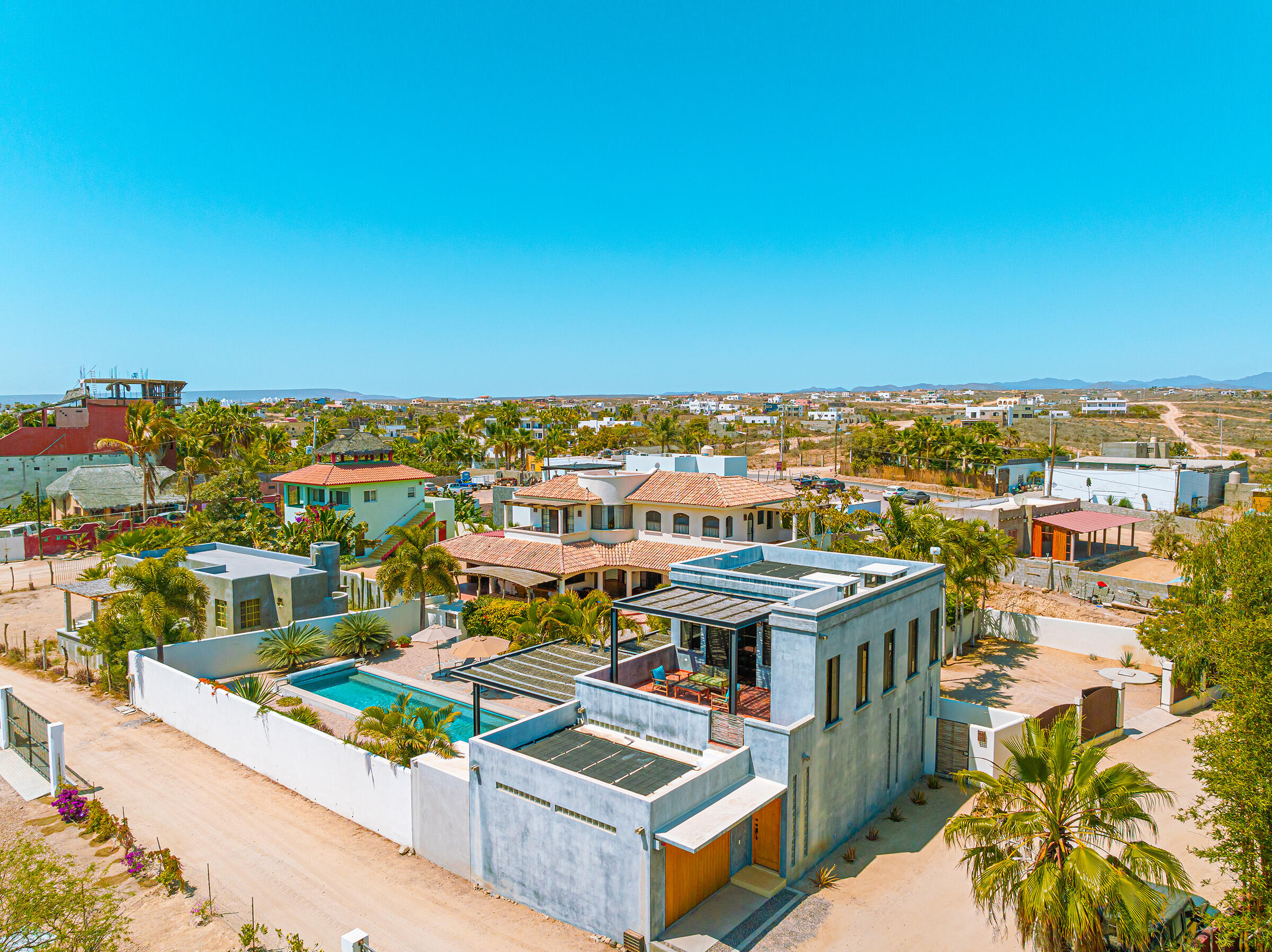Casa Azul Todos Santos