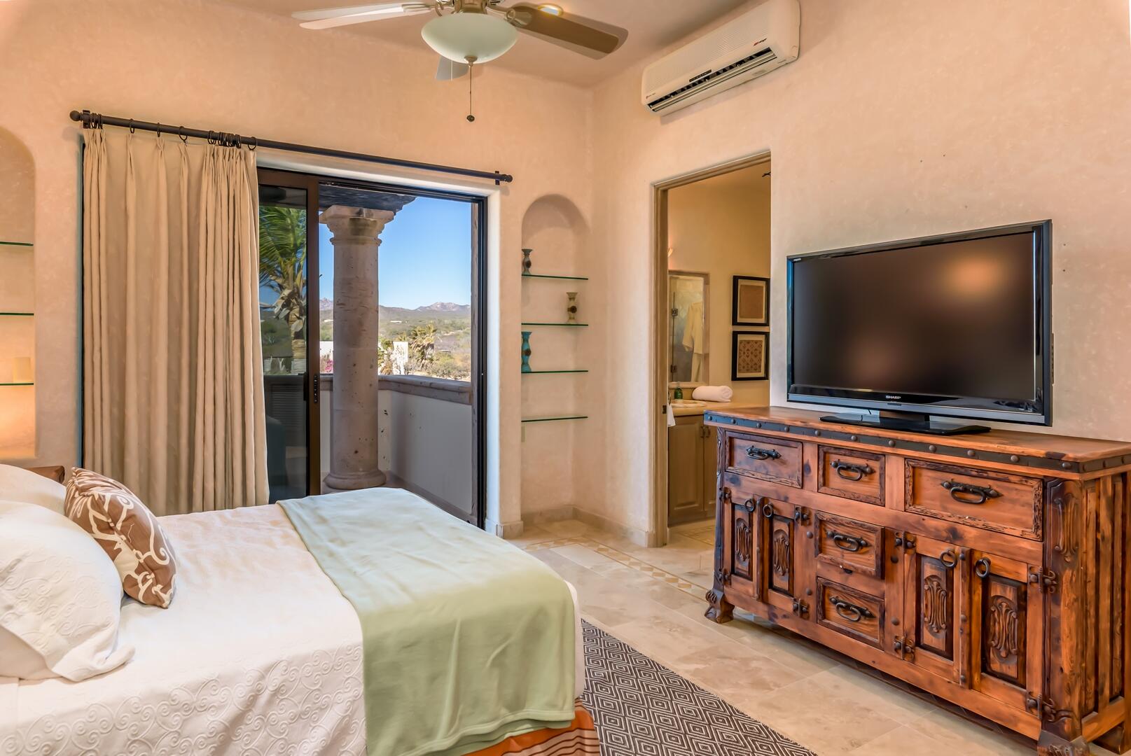 1 East Cape Coast Road