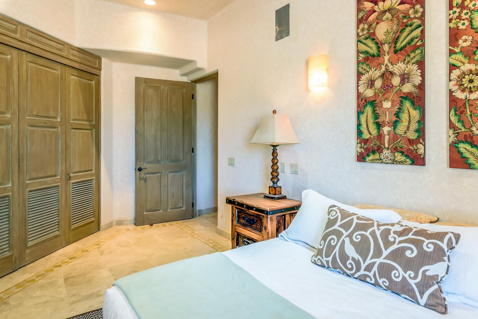 1 East Cape Coast Road