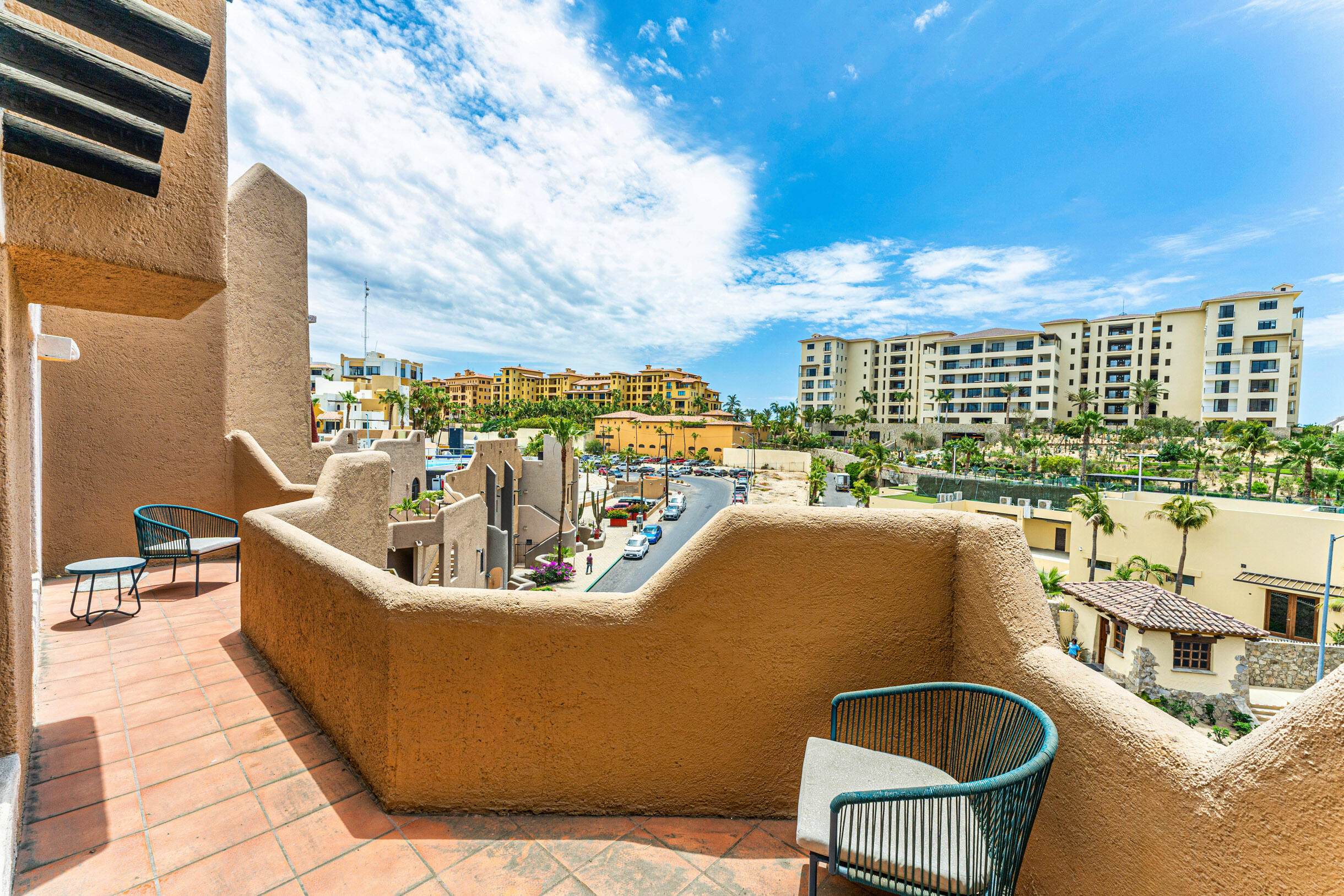 Paseo de la Marina, Marina Cabo Plaza