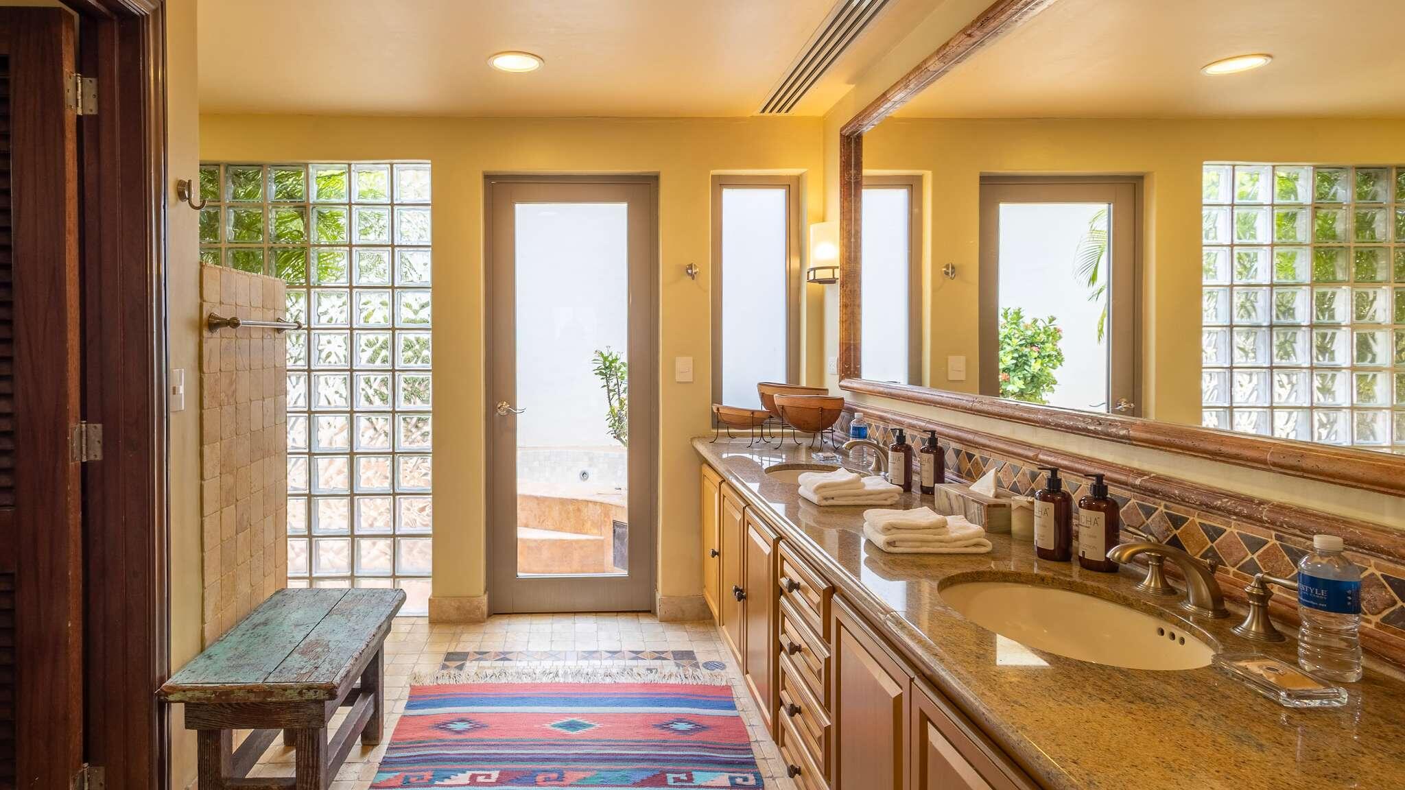 Puerta del Sol, Villa Mariposa