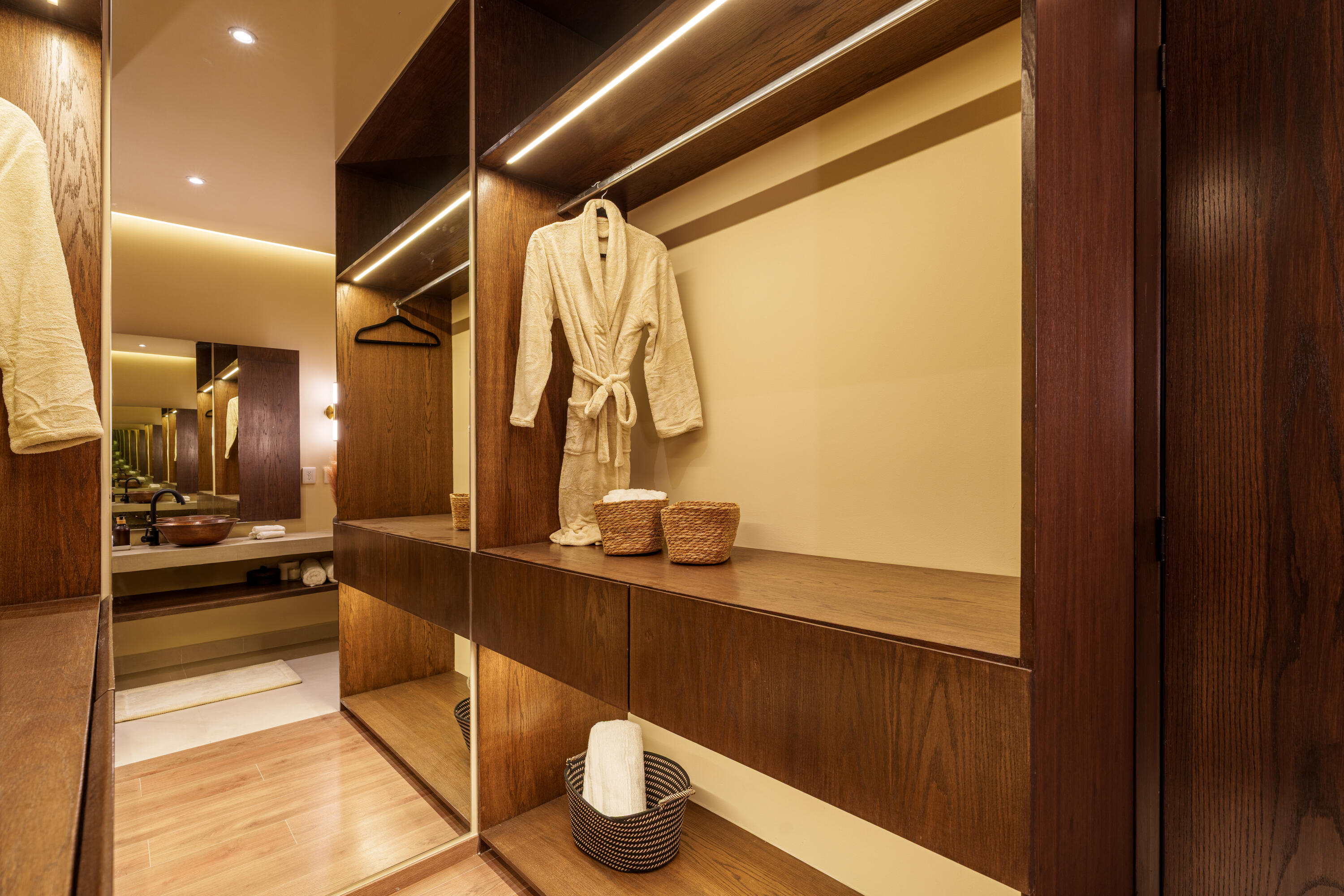 610 Boulevard Forjadores, Paramo Village A-5