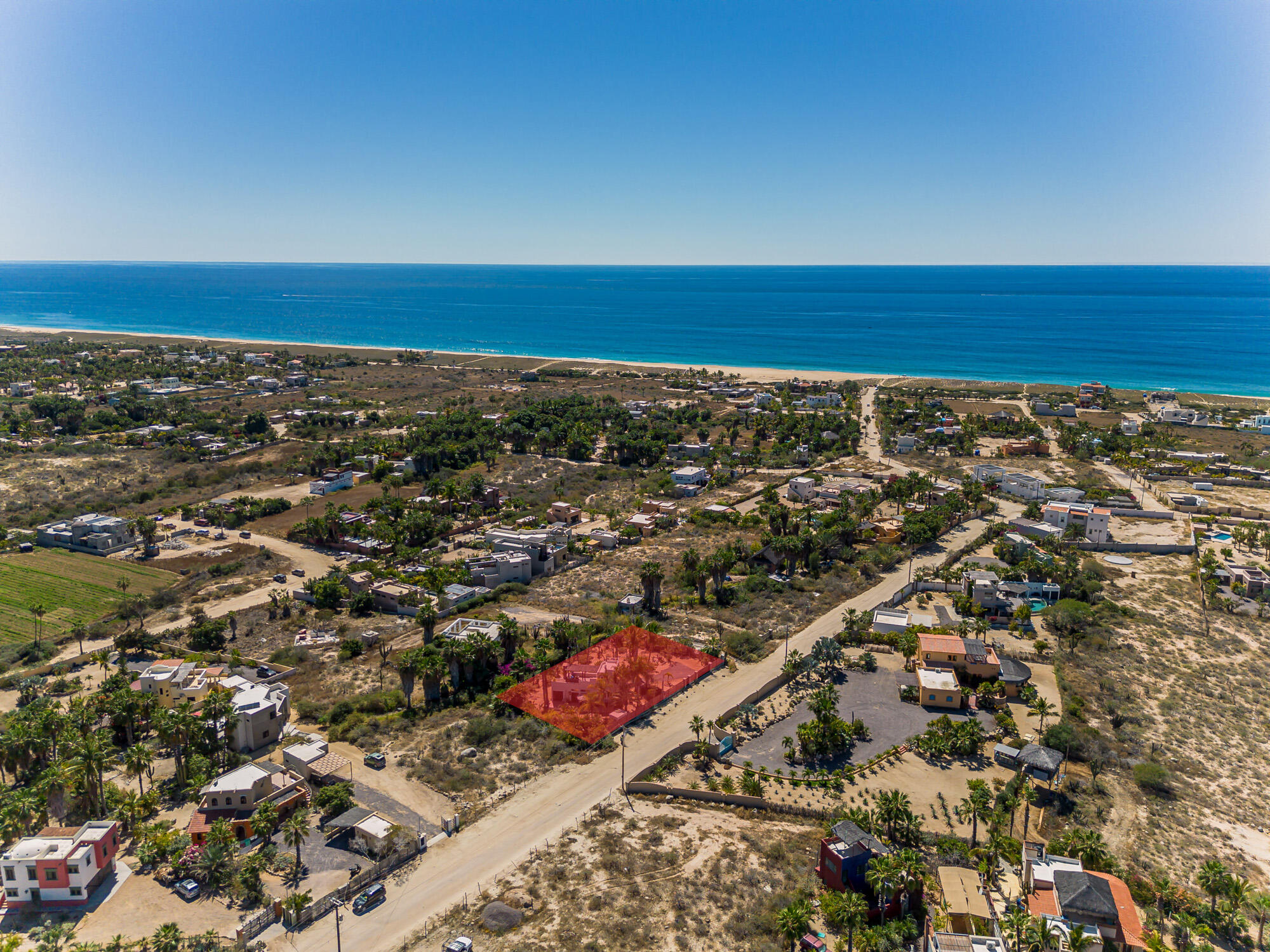 Camino Internacional, Casa Leo