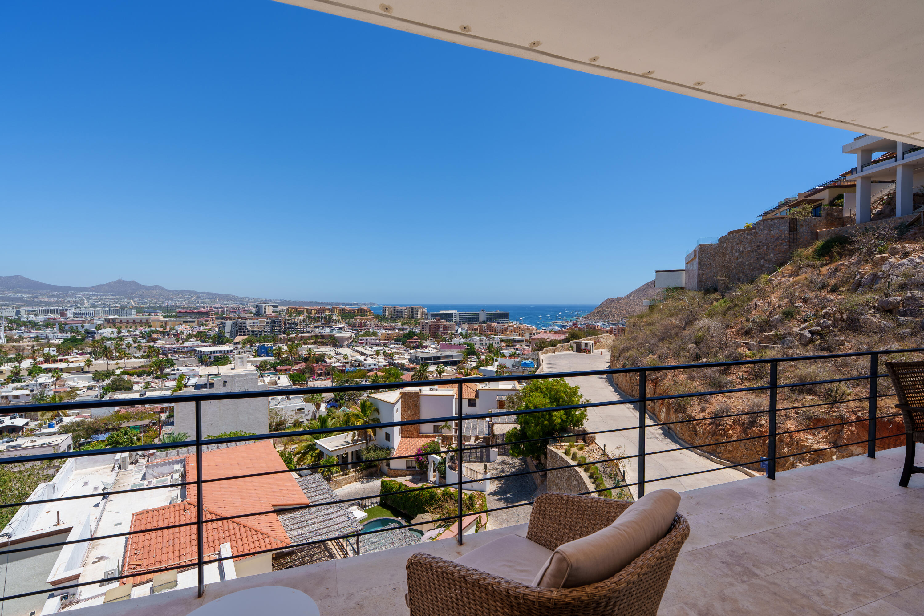 282 Cam. Grande, Montemar 304