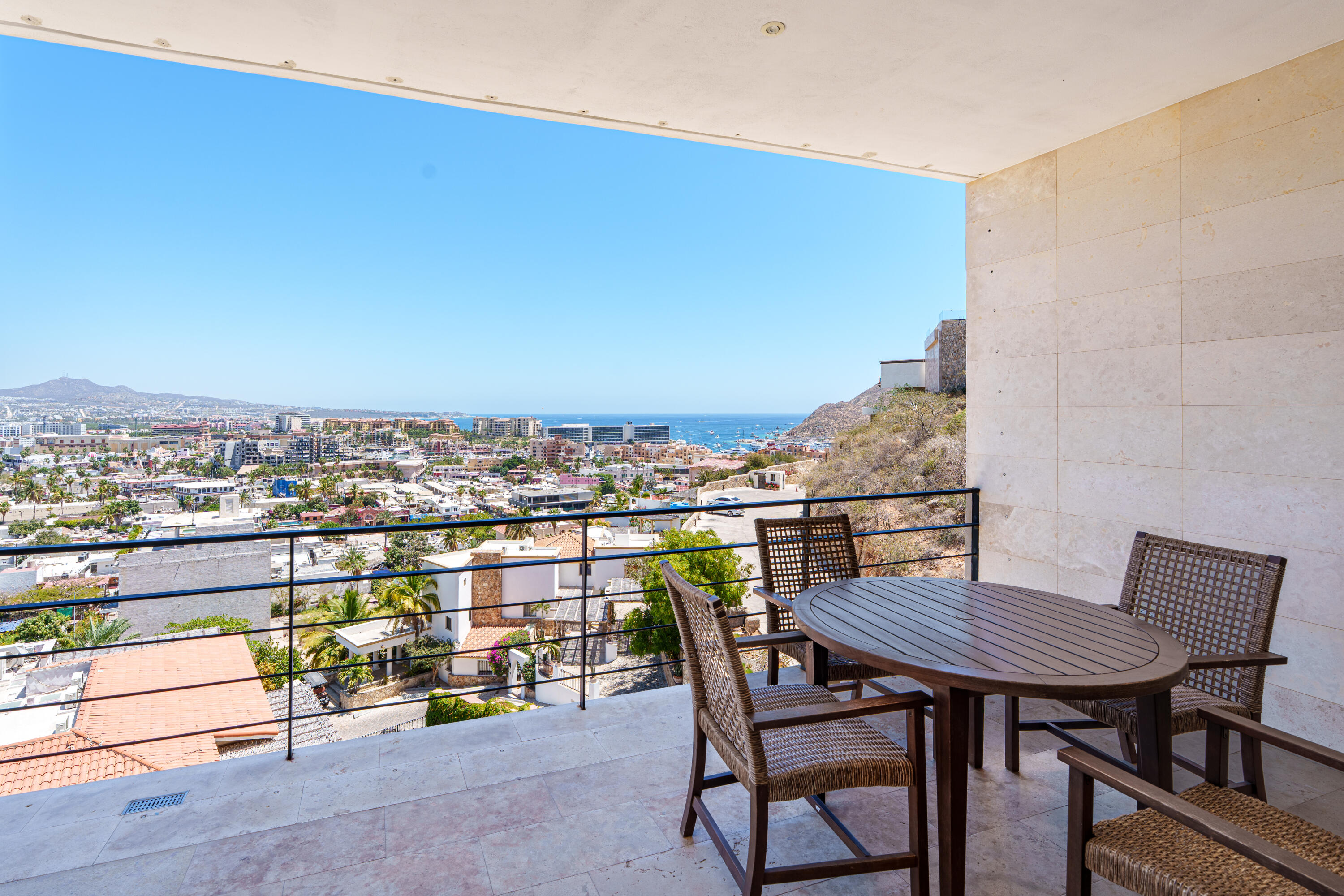 282 Cam. Grande, Montemar 304