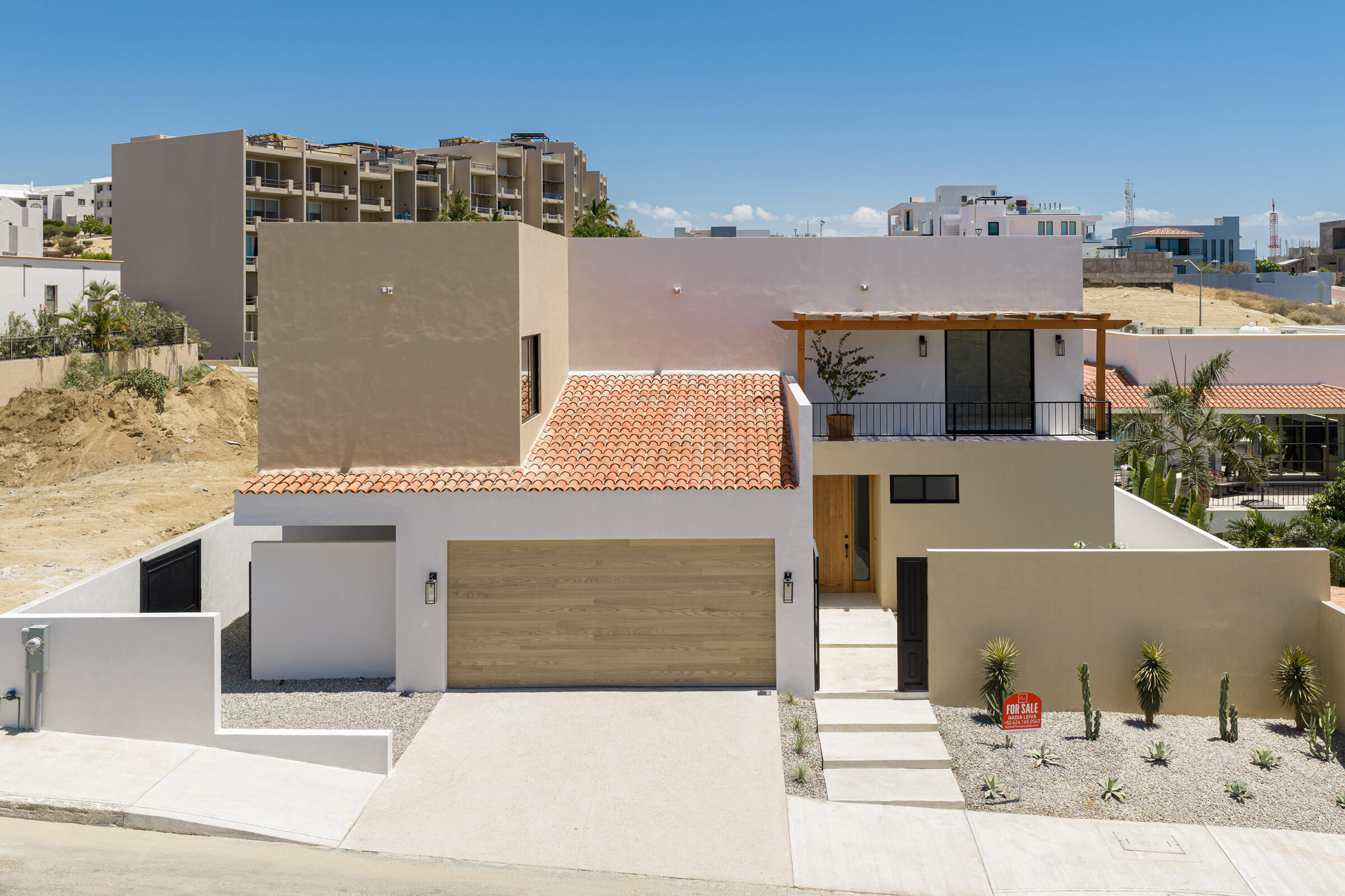 12 Vialidad 2, Casa Al Parque
