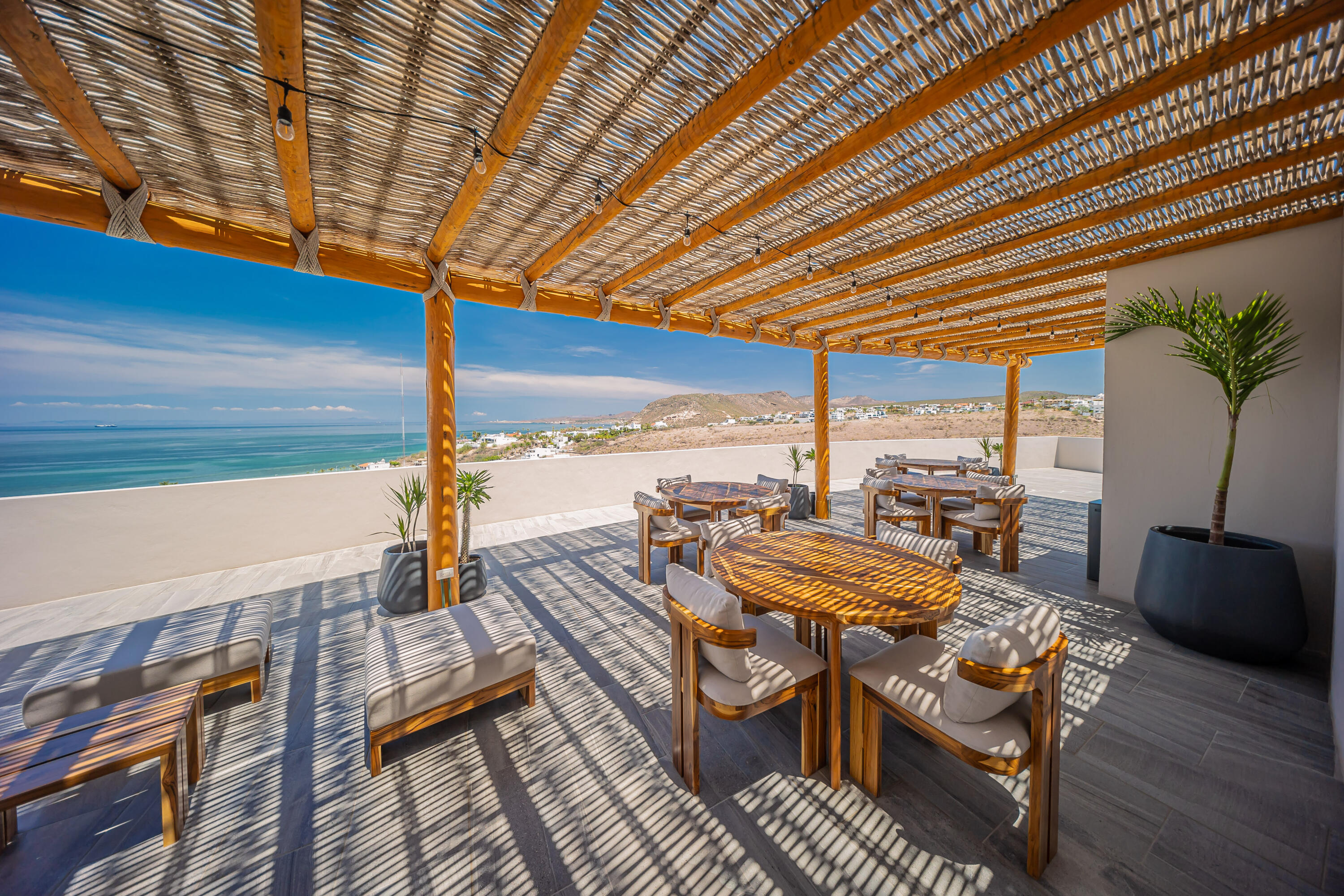 329 Colina Del Sol, Vista Marina