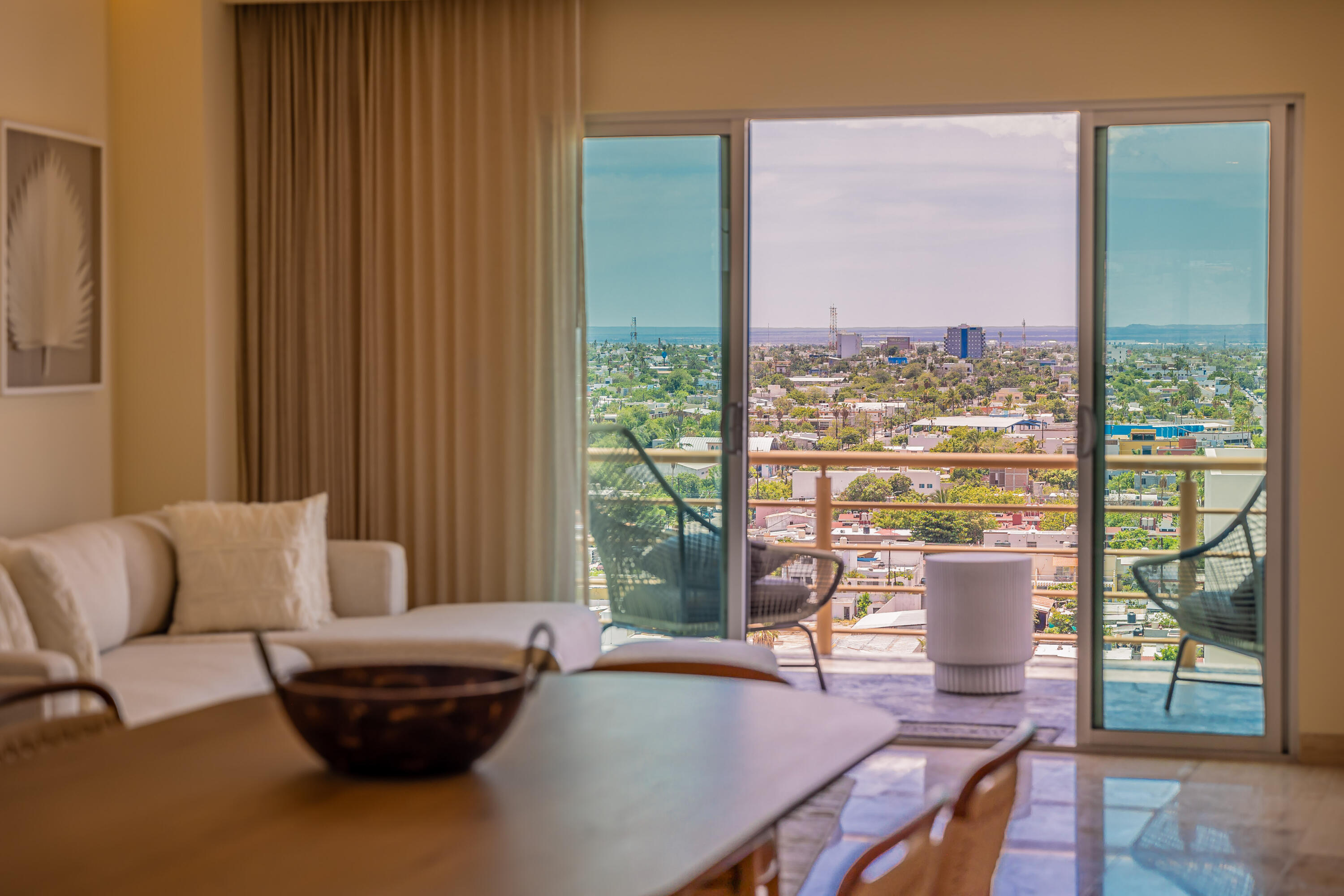 329 Colina Del Sol, Vista Marina