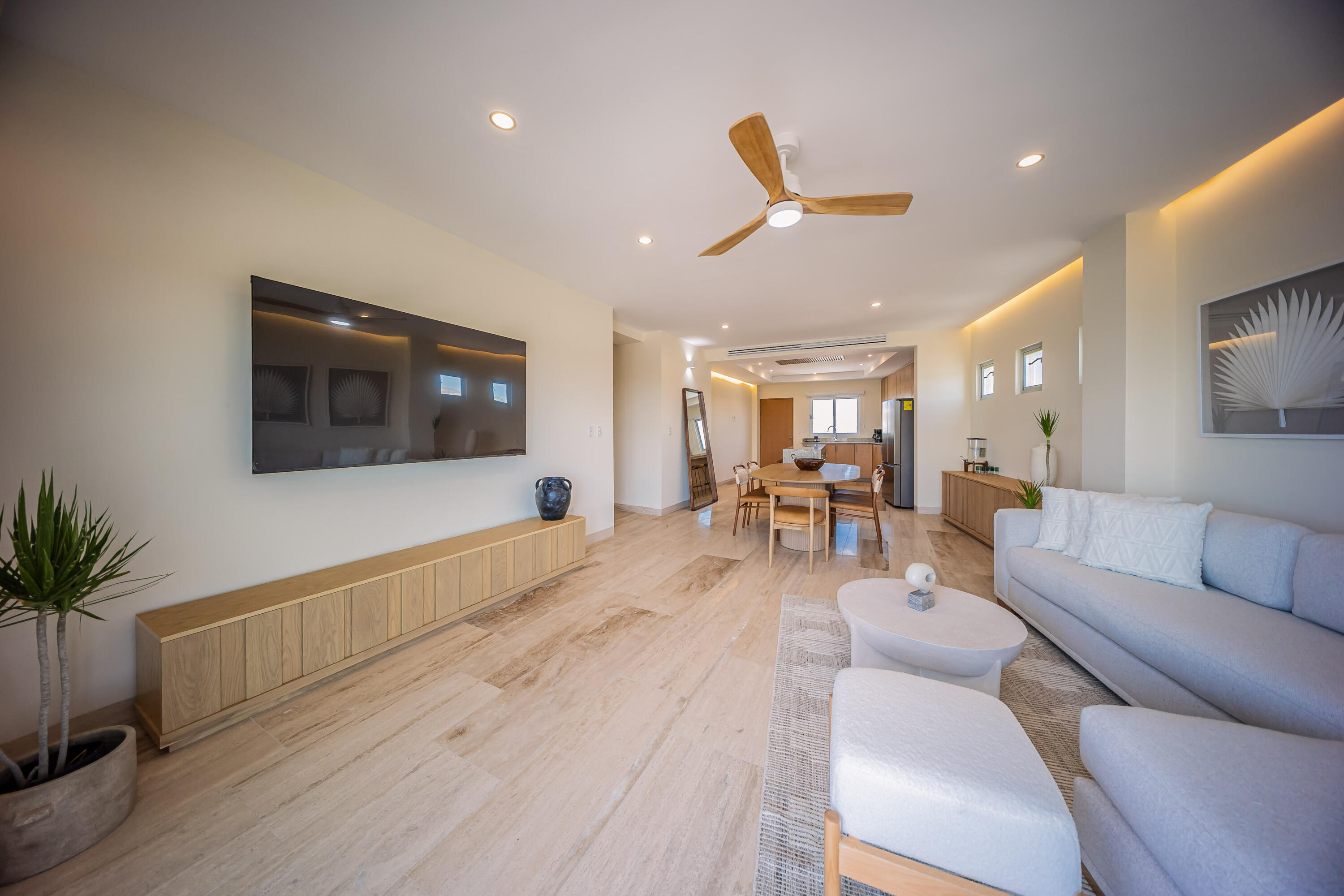 329 Colina Del Sol, Vista Marina