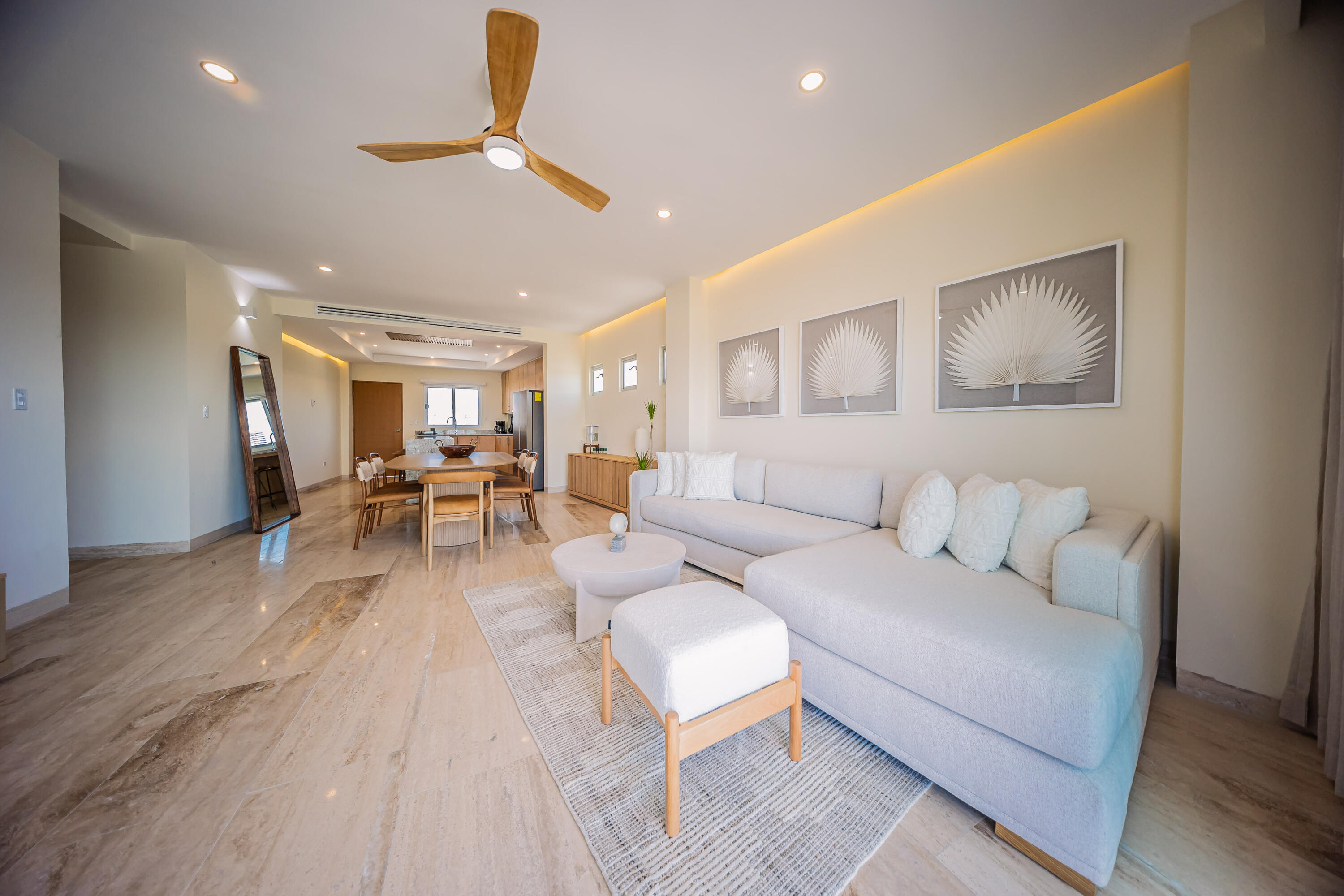 329 Colina Del Sol, Vista Marina