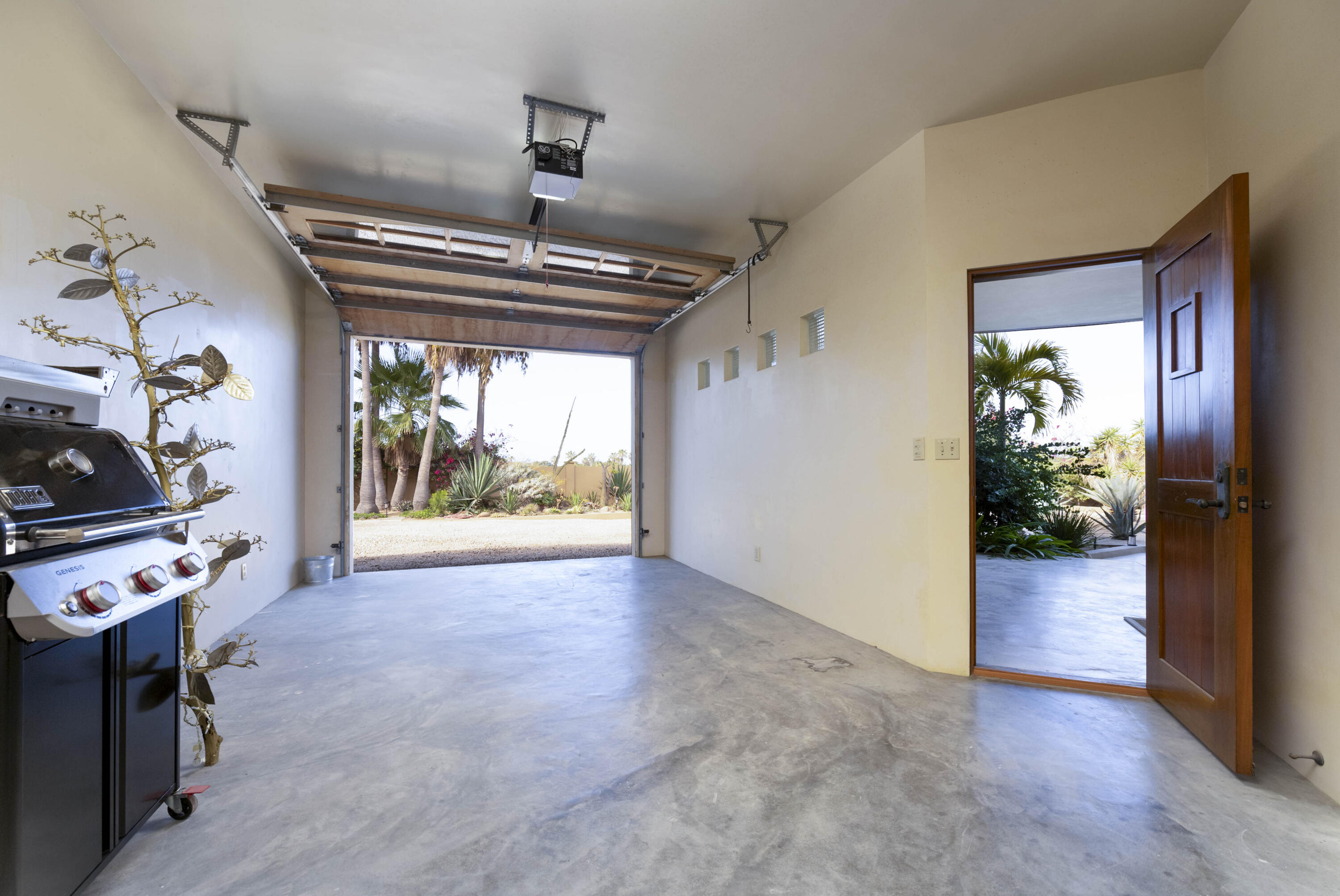 Las Tunas Todos Santos, Casa Agave