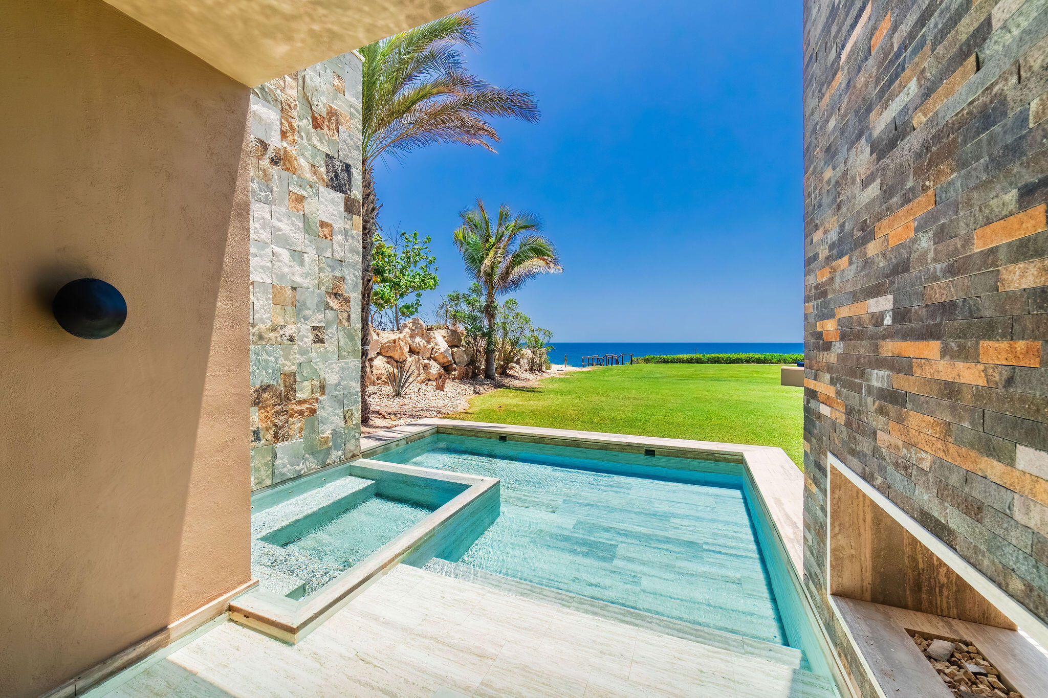 Ritz Carlton Grand Reserve