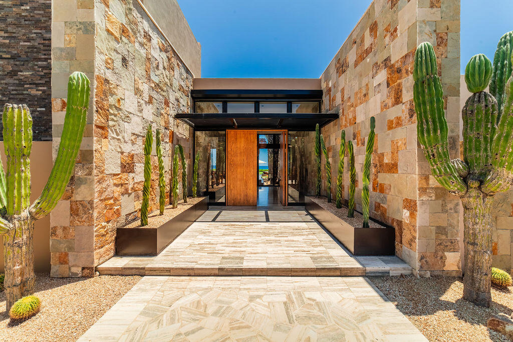 Ritz Carlton Grand Reserve