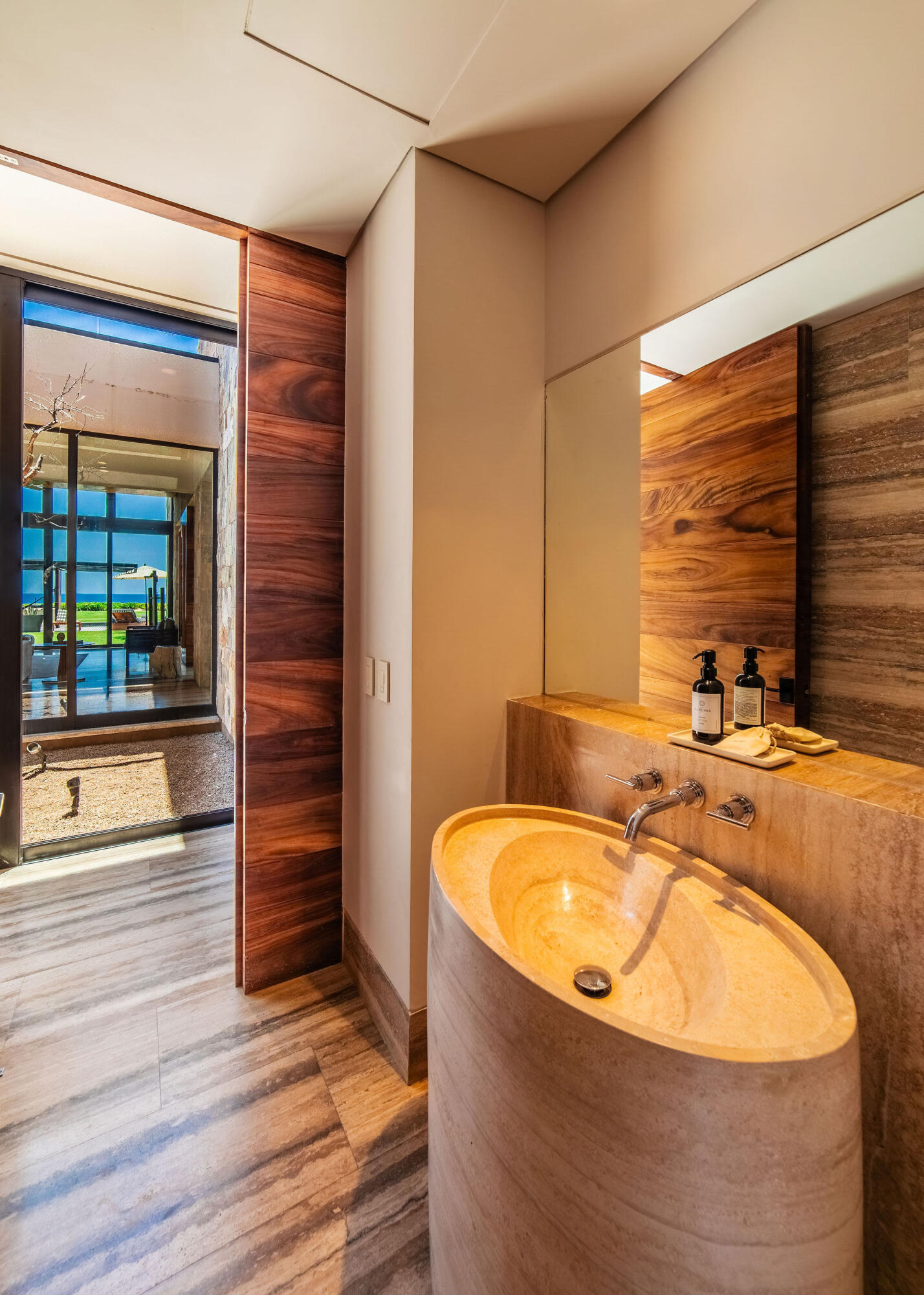 Ritz Carlton Grand Reserve