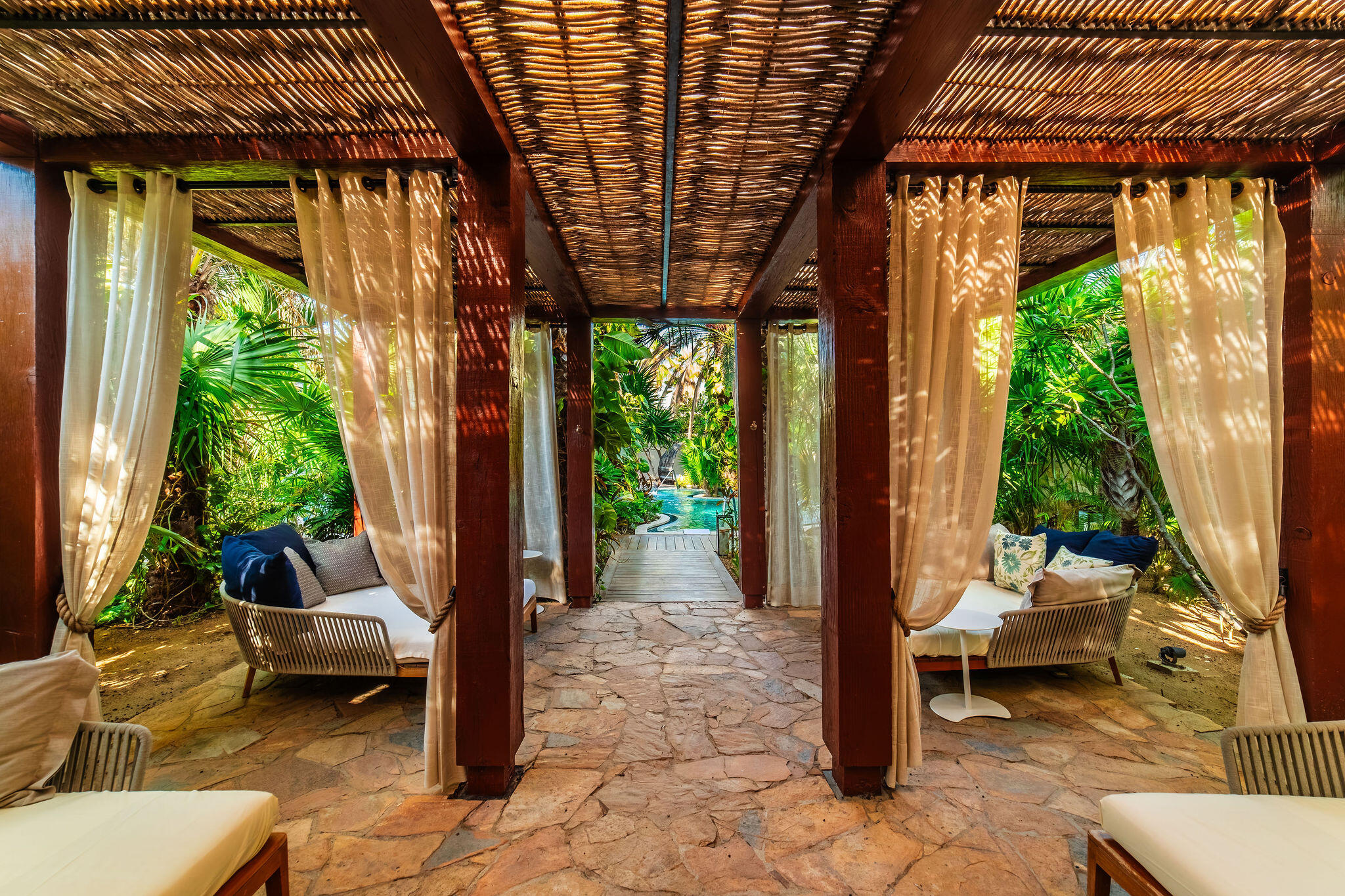Ritz Carlton Grand Reserve
