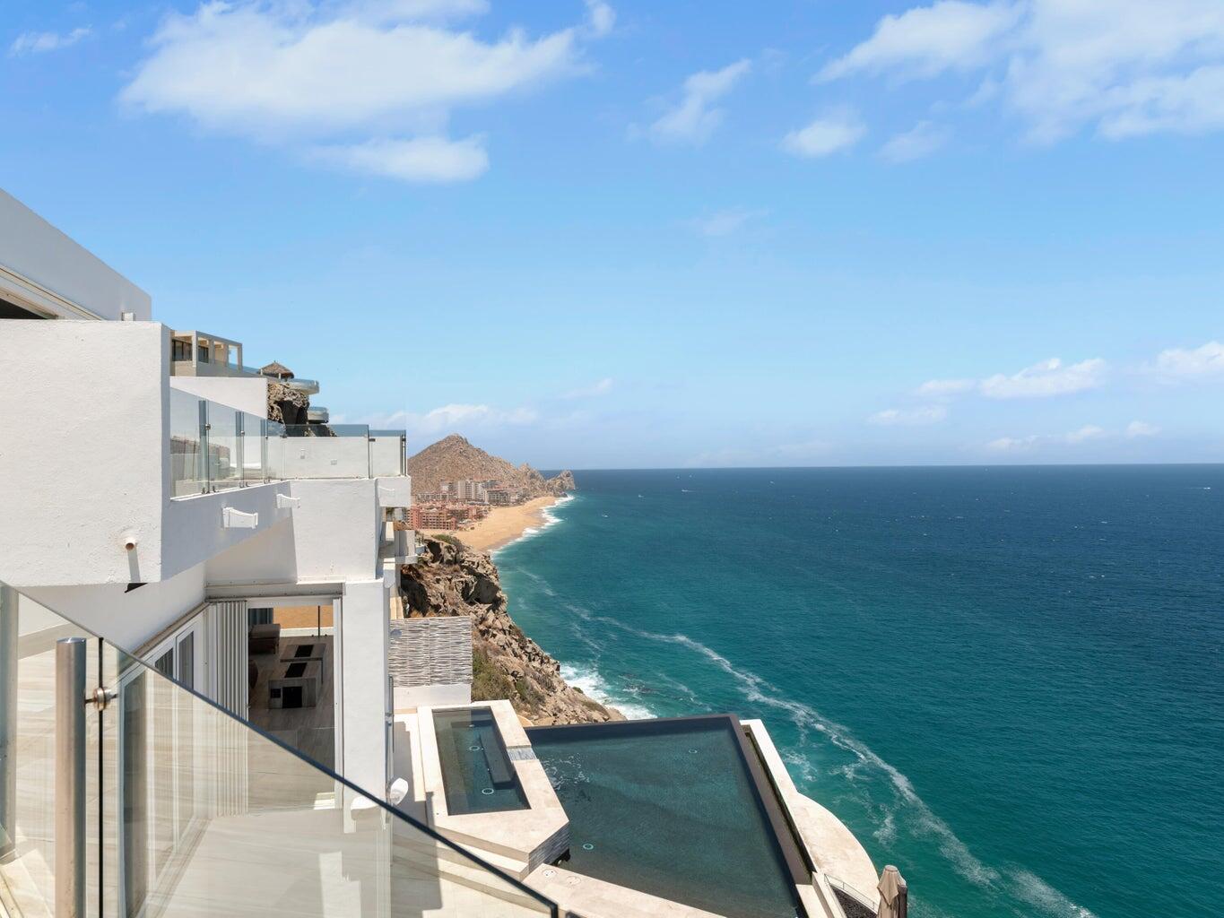 Manzana 26 Callejon de Los Nin, Villa Lands End