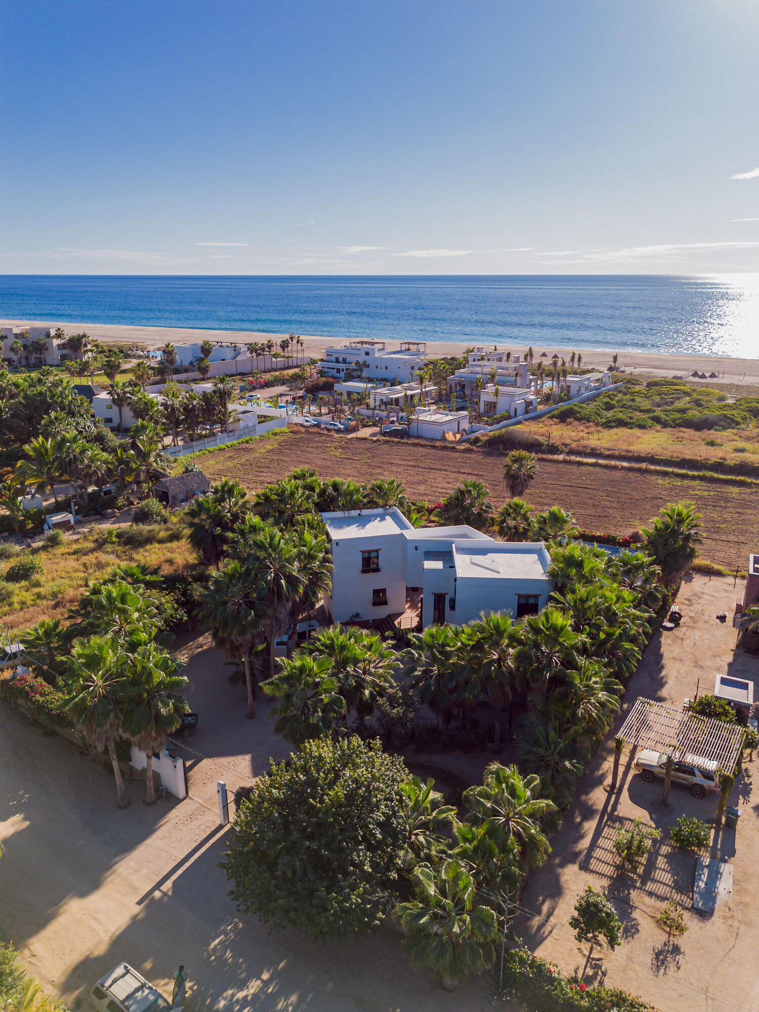 C. de Acceso MiniSuper Munchie, Casa Locura